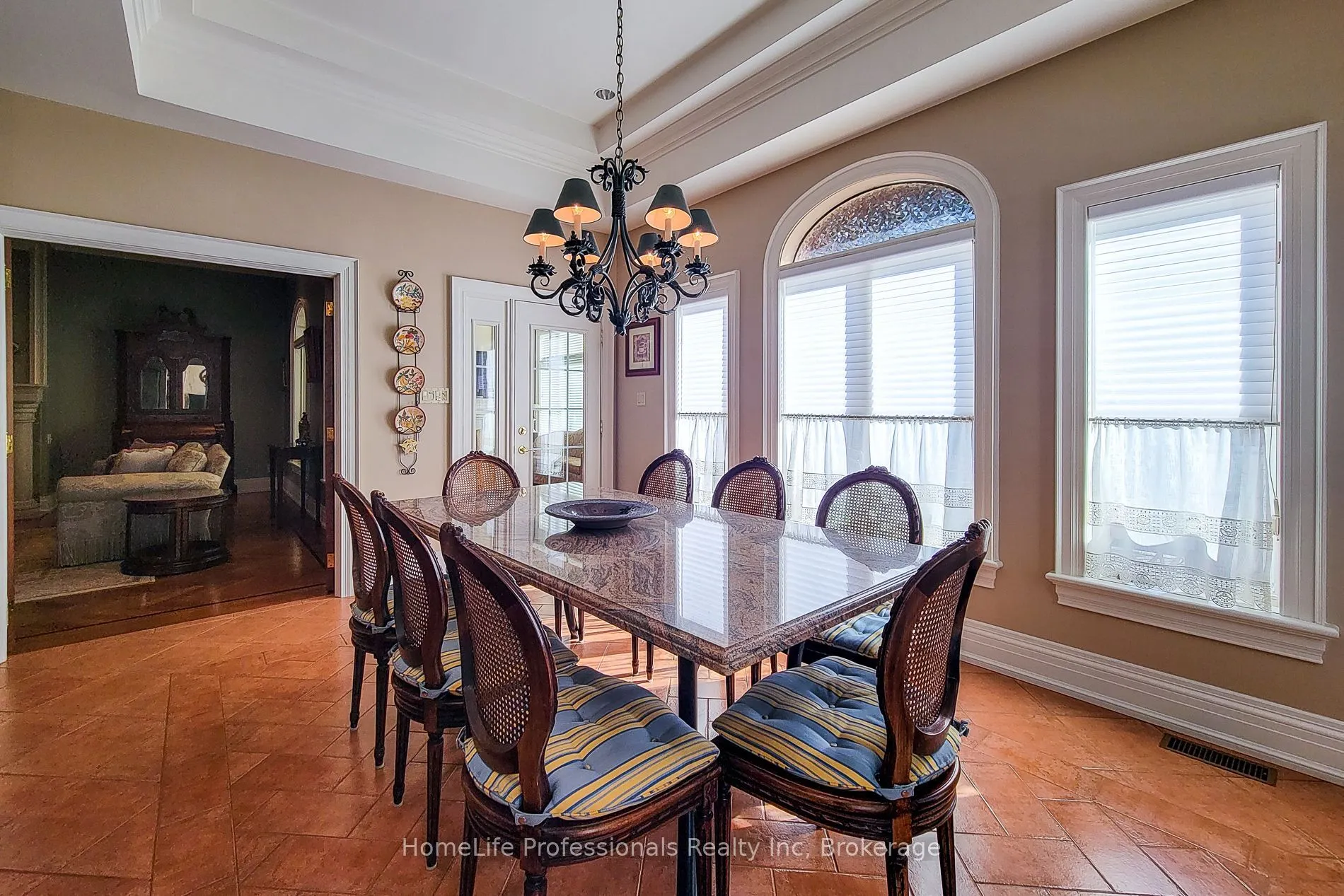 499 Scenic Drive
