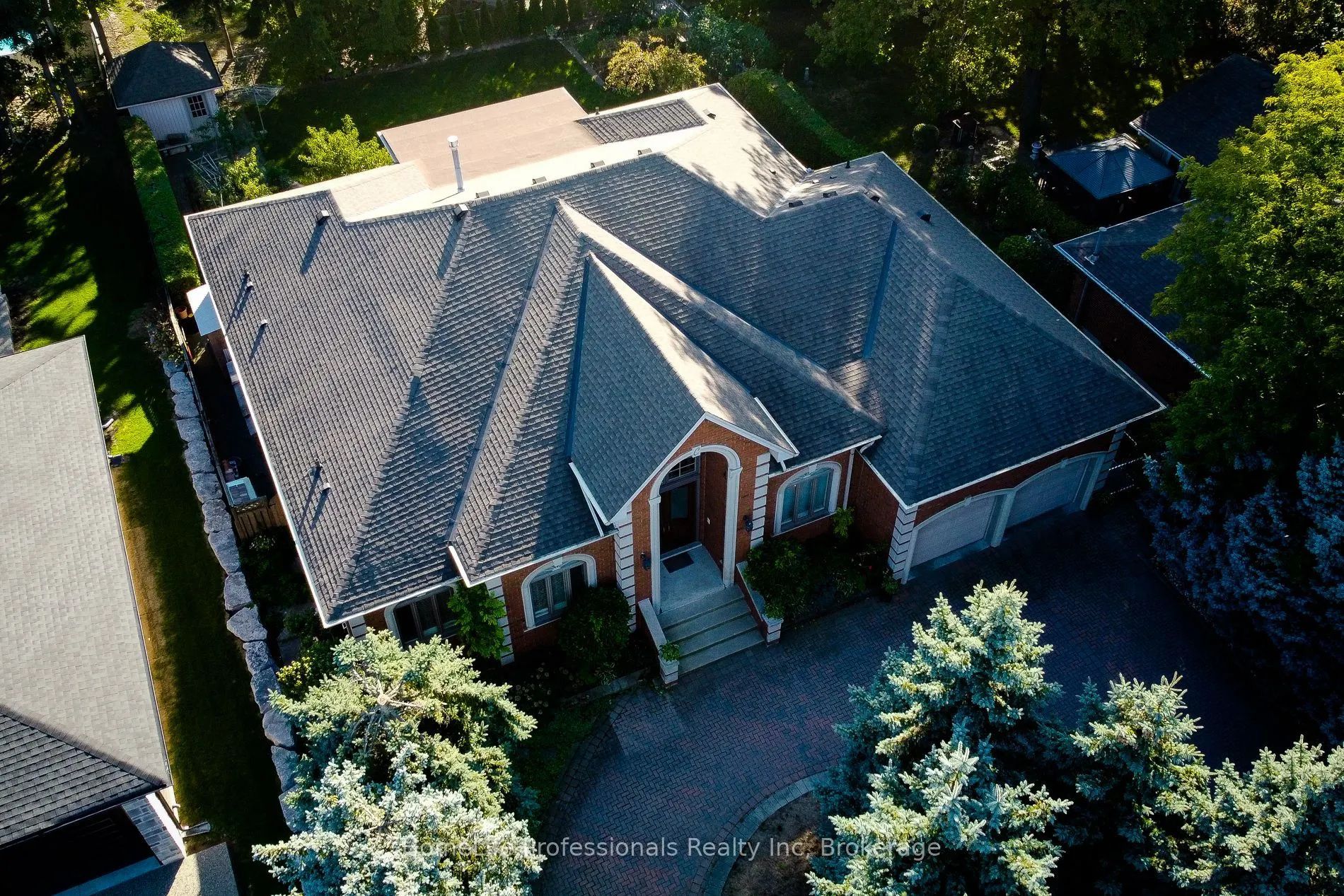 499 Scenic Drive