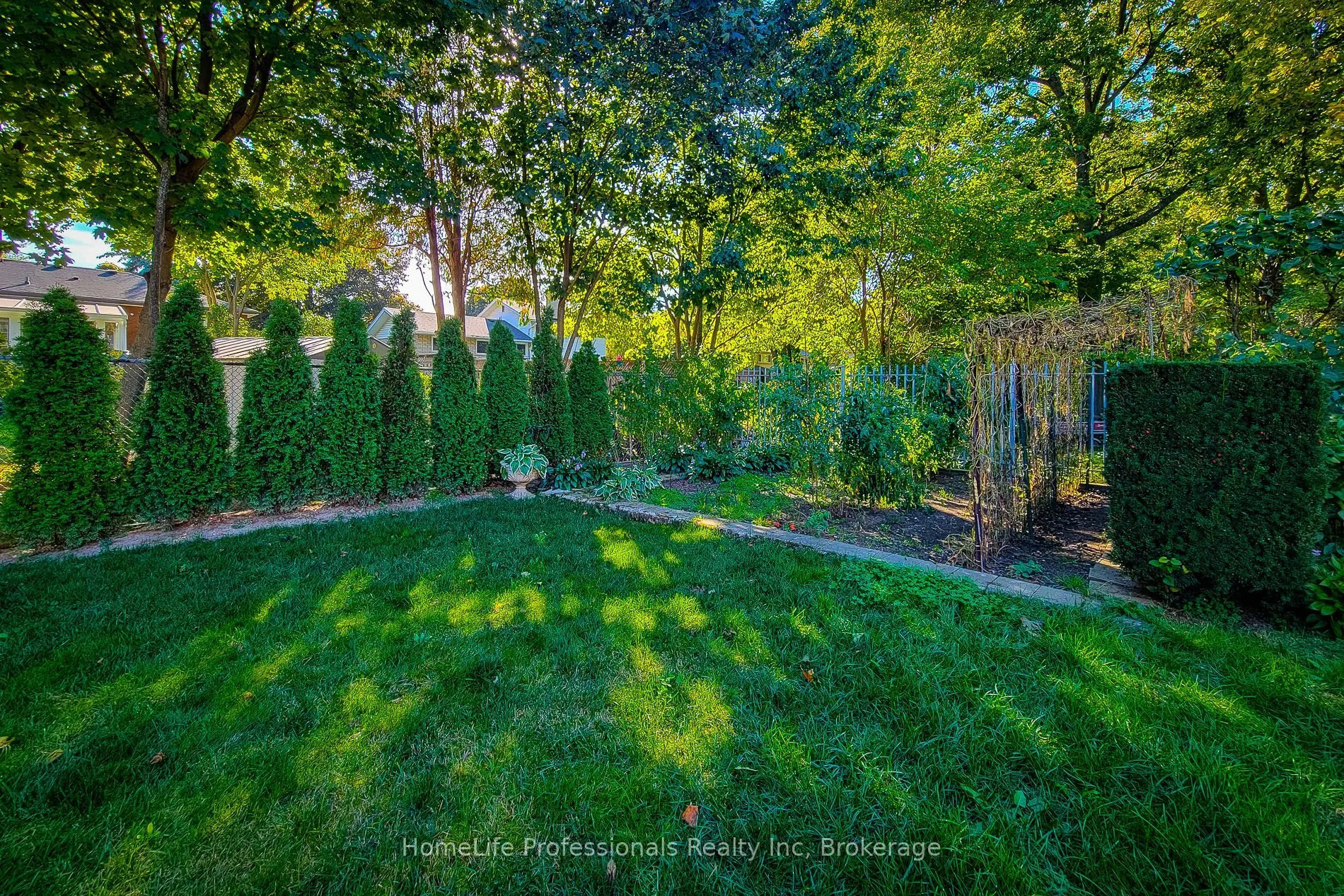 499 Scenic Drive