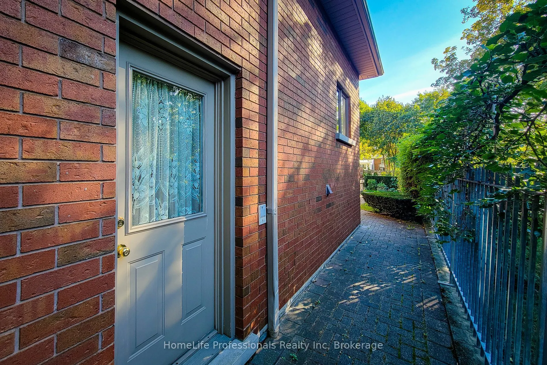 499 Scenic Drive