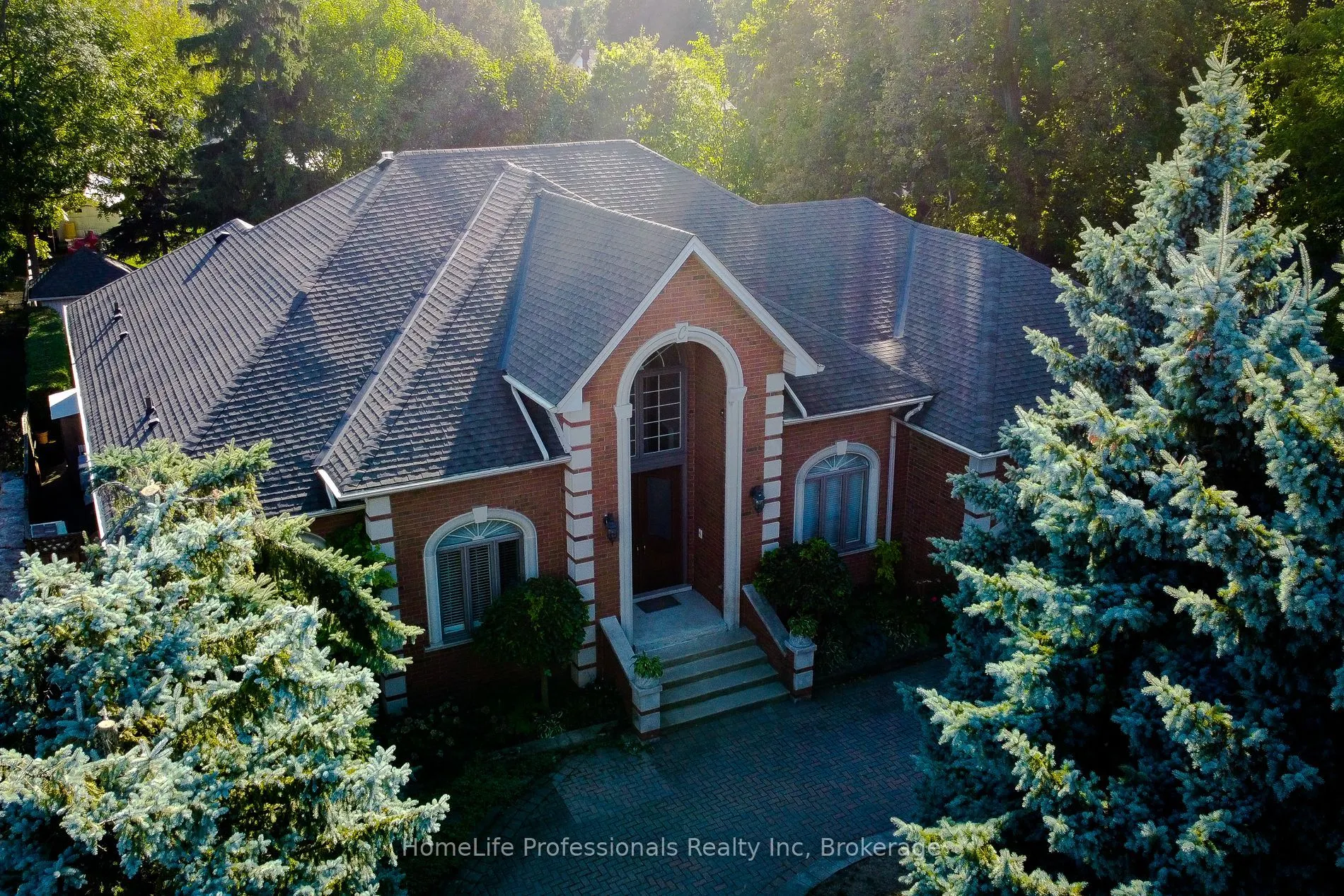 499 Scenic Drive