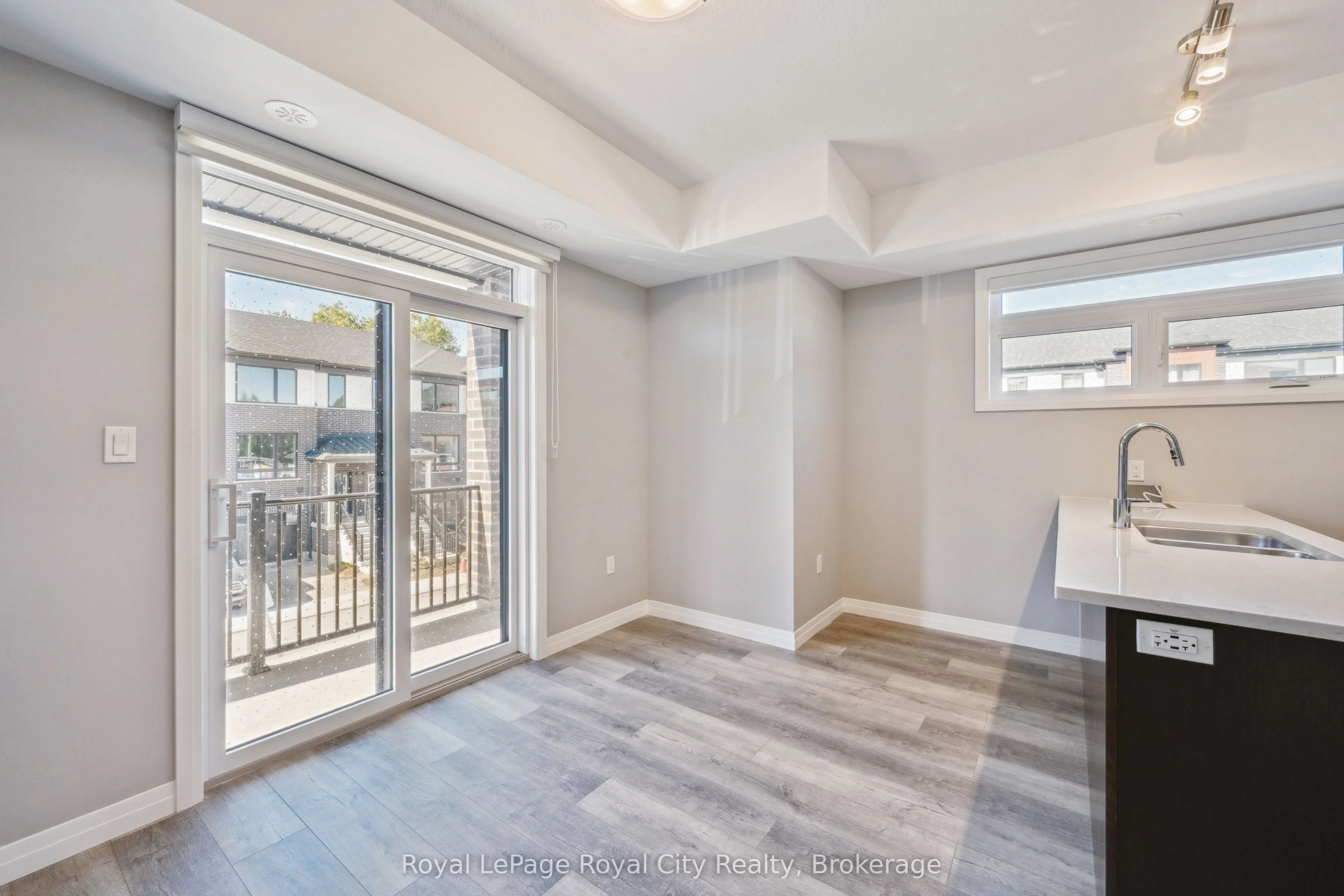 24 Arabella Drive, #24