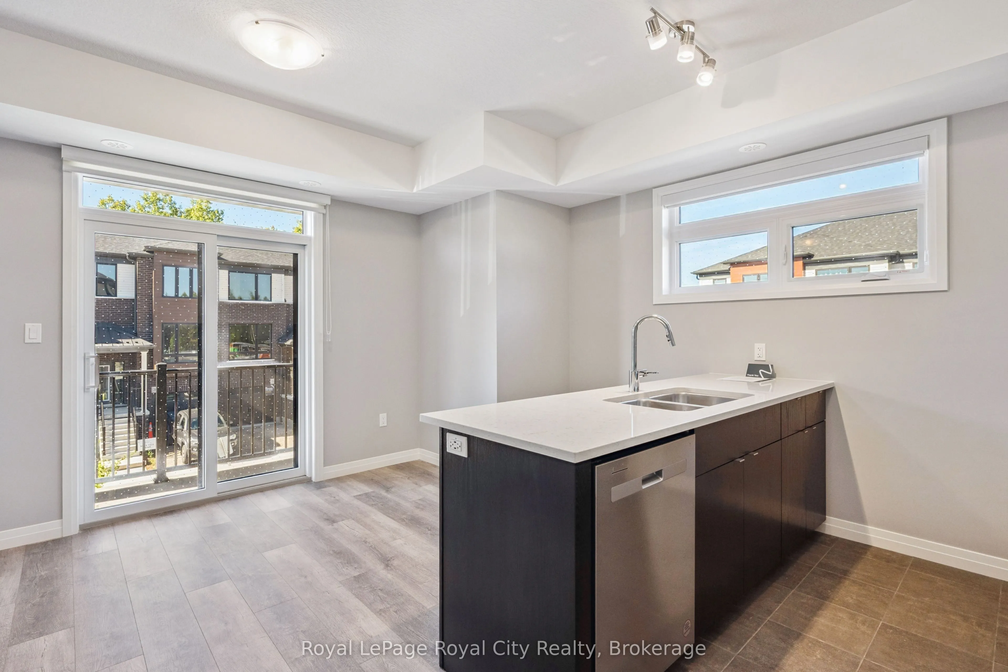 24 Arabella Drive, #24