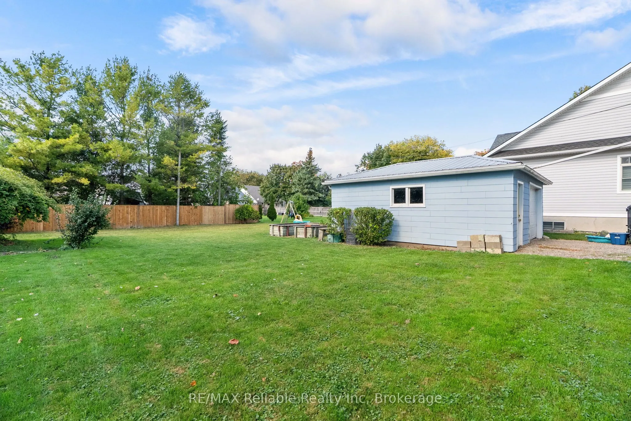 67 Jarvis Street N