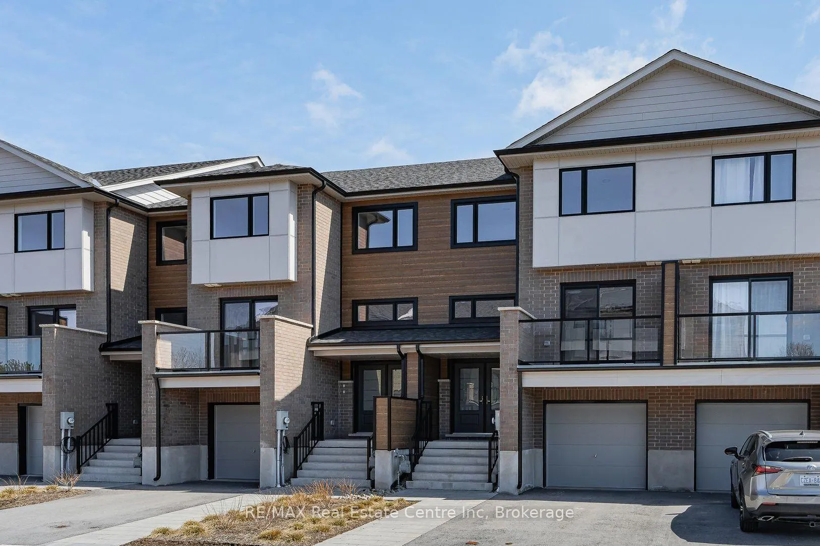 182 Bridge Crescent, #8