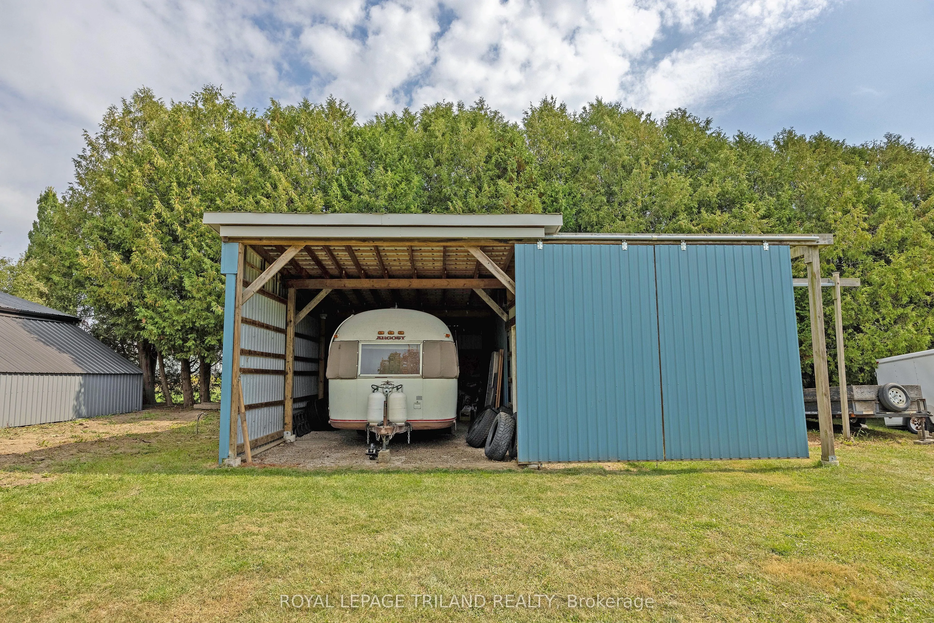 829 AVON Drive