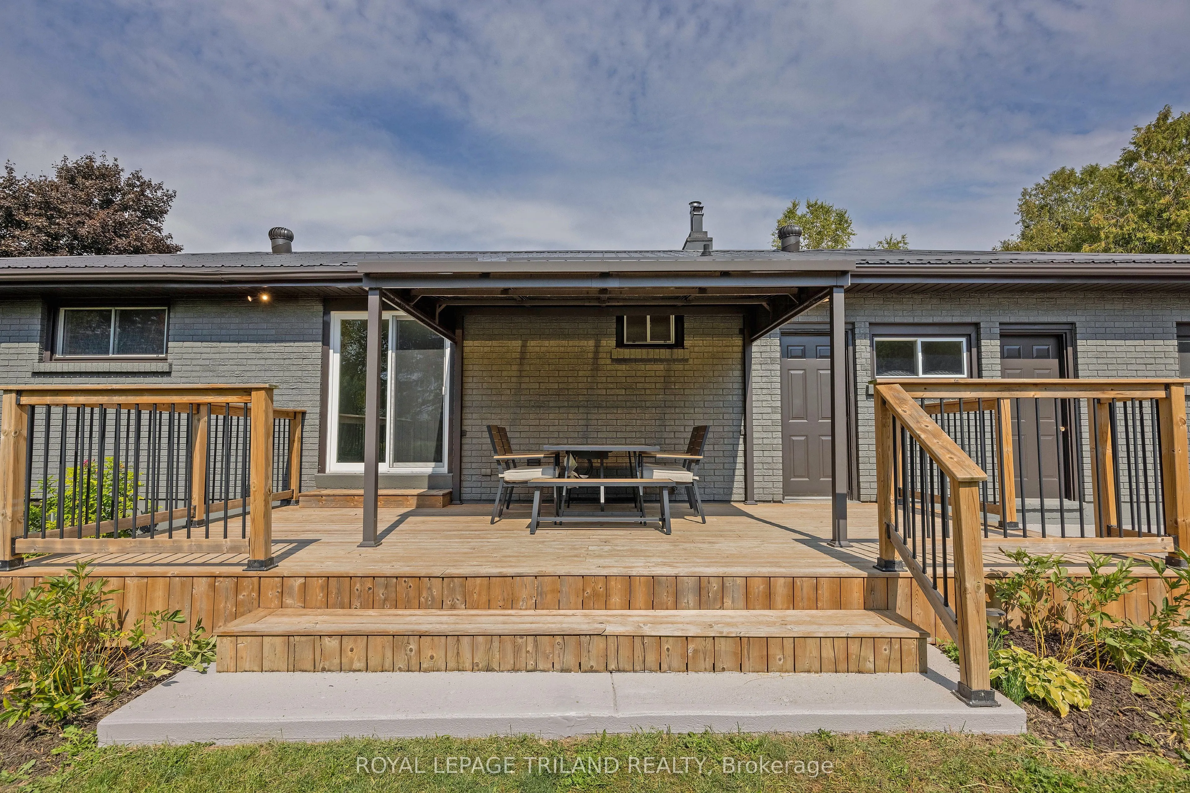 829 AVON Drive