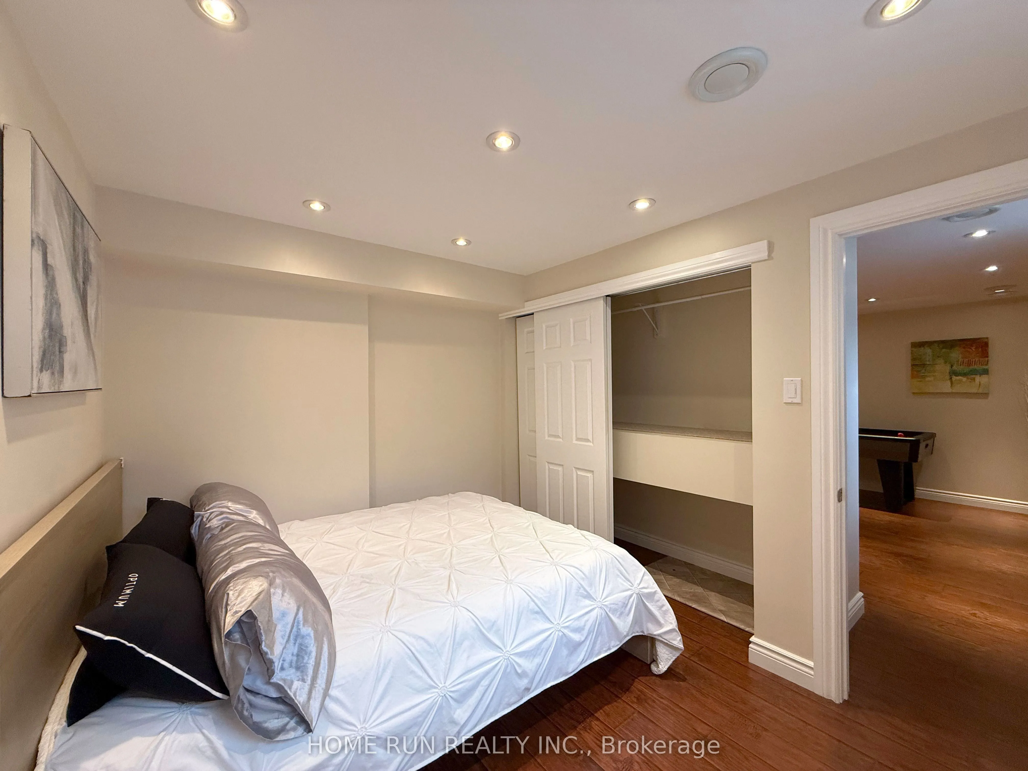 49 Deerfox Drive