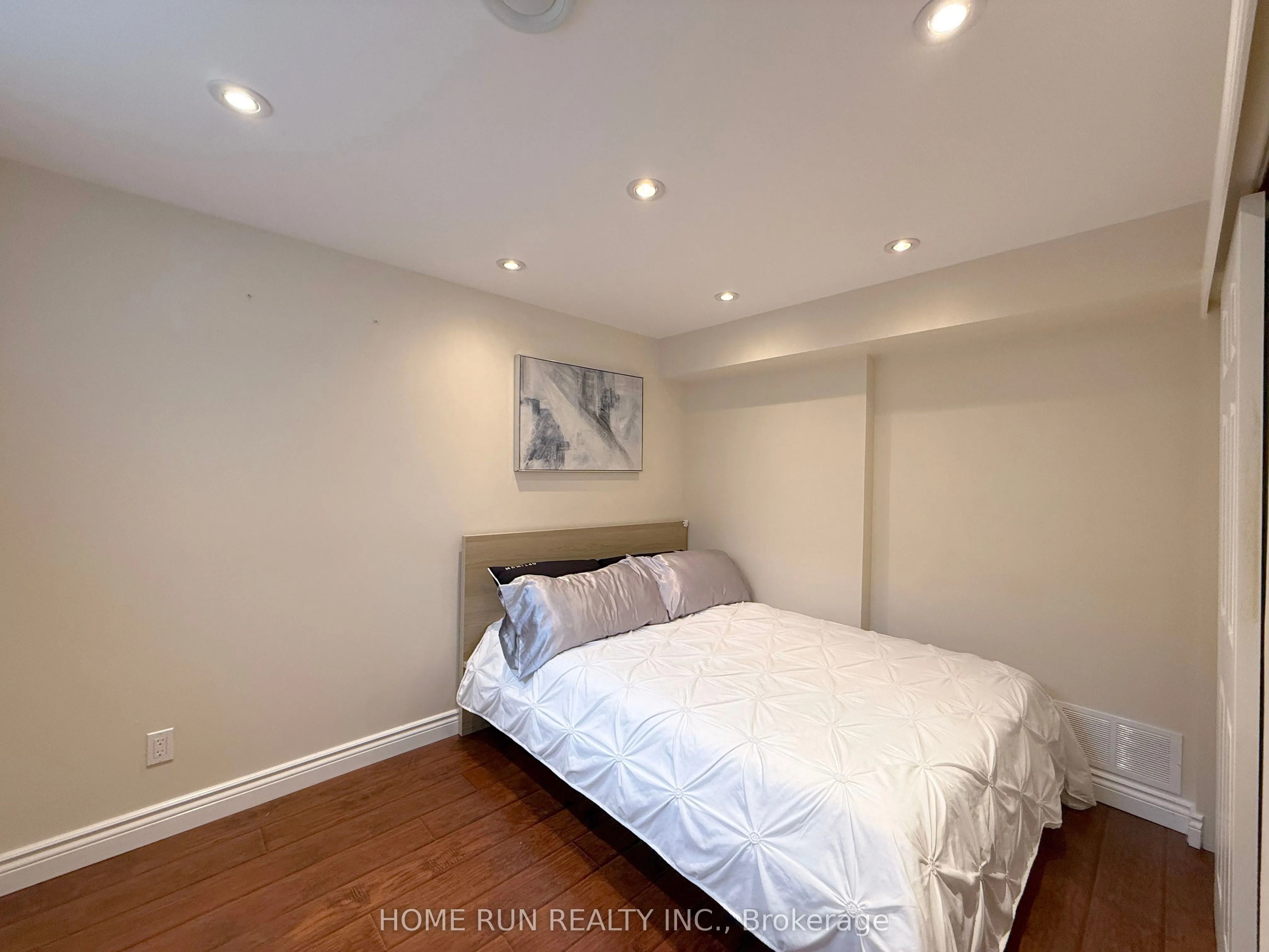 49 Deerfox Drive