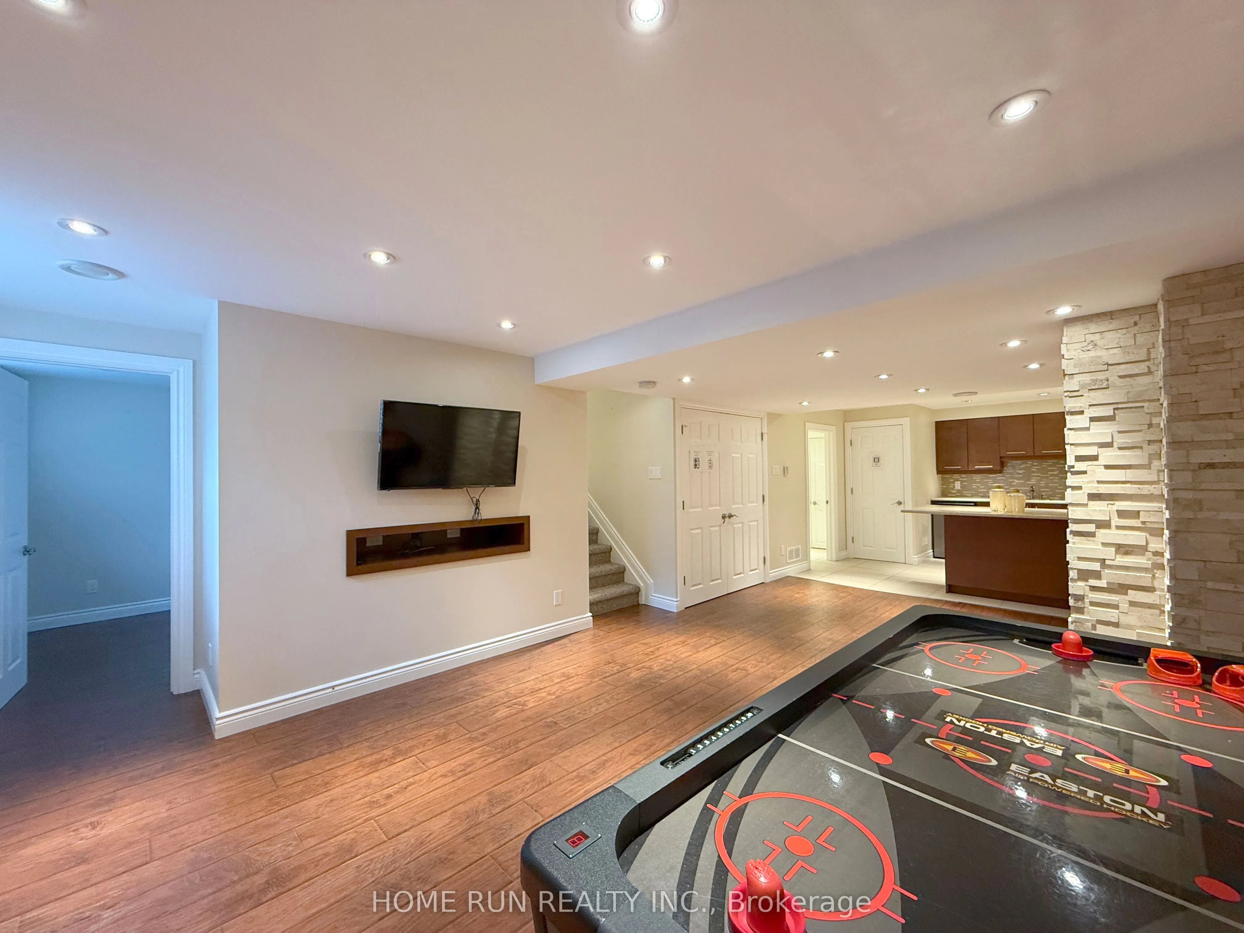 49 Deerfox Drive