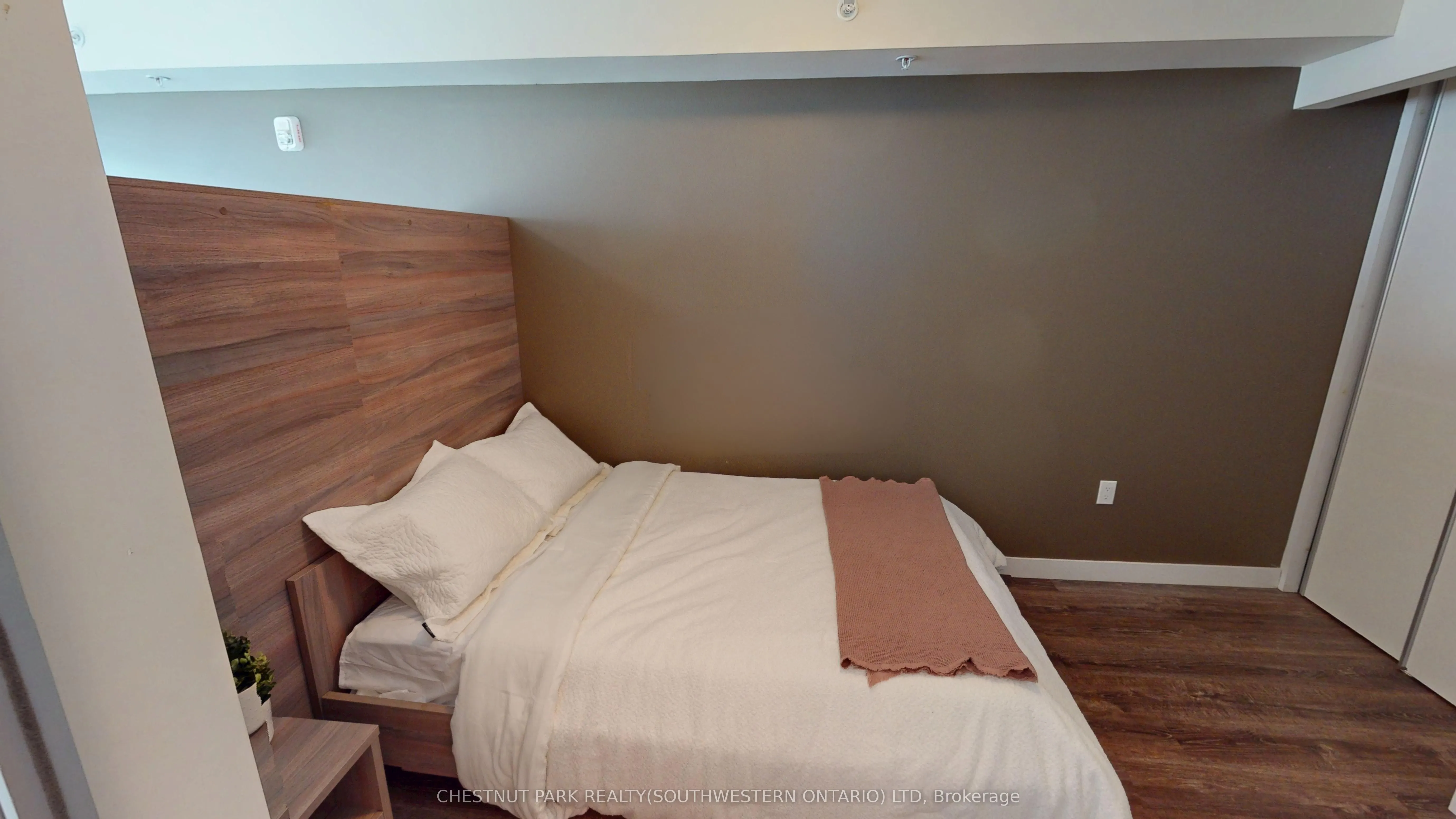 257 Hemlock Street, #211