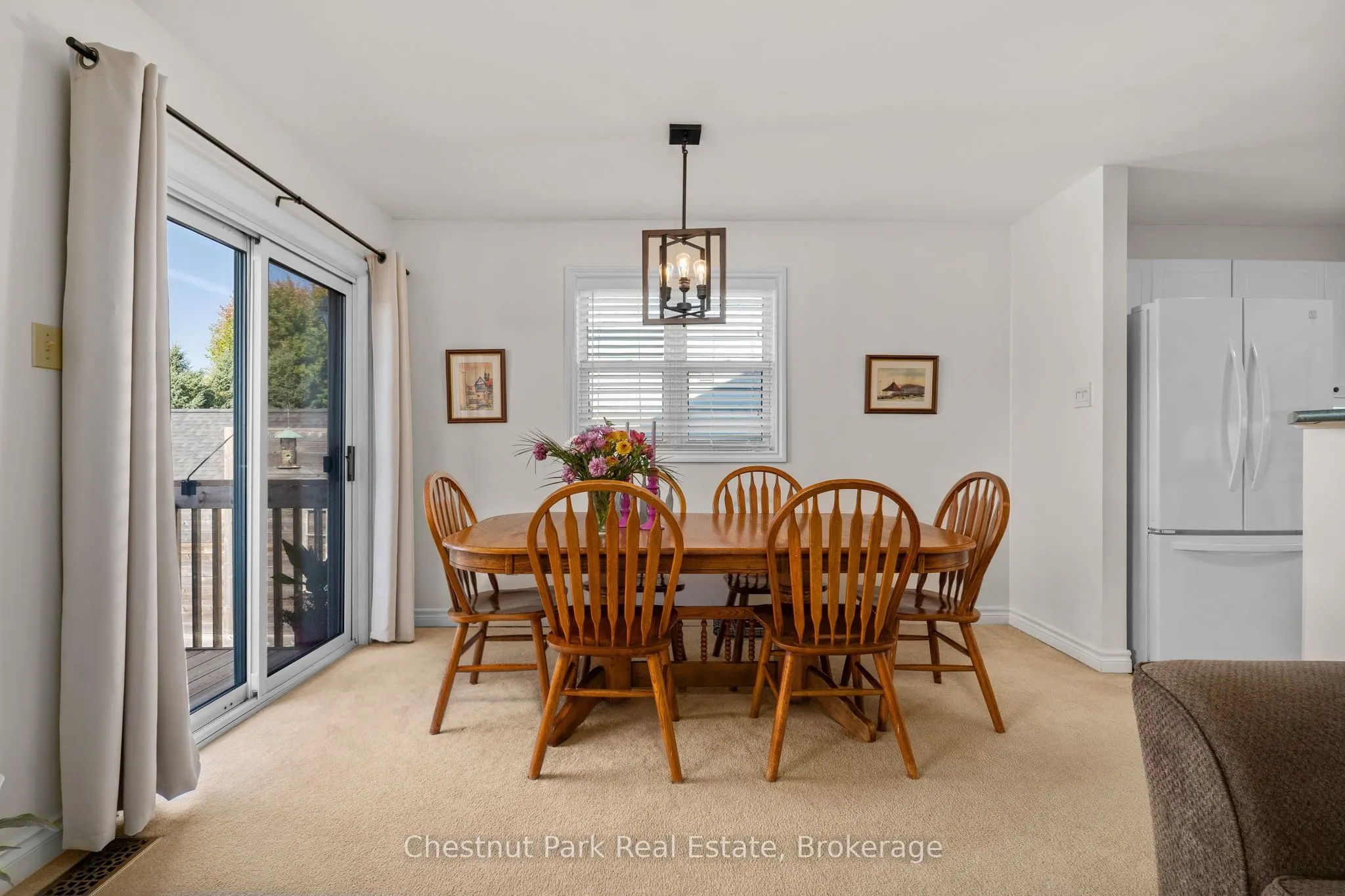 8 Coates Avenue