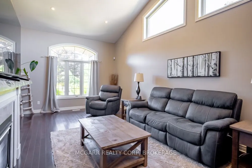 38 Nicholas Drive