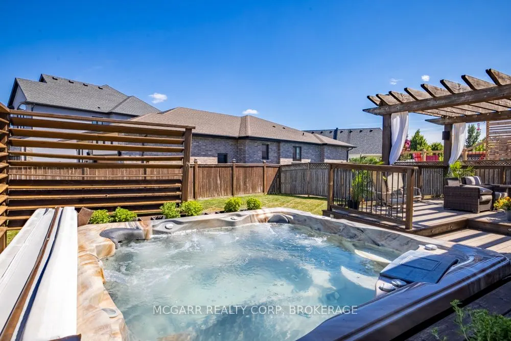 38 Nicholas Drive