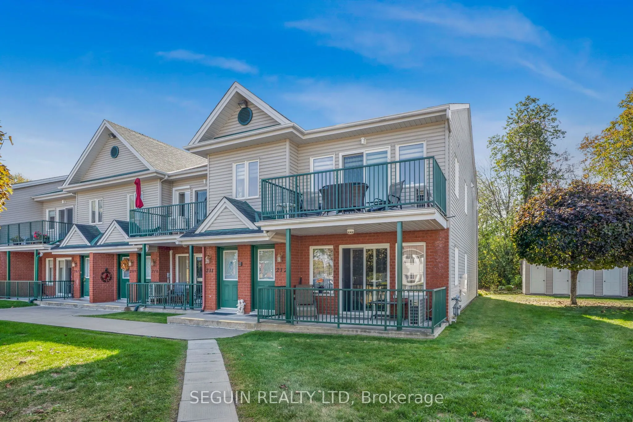 1505 Clement Street, #211