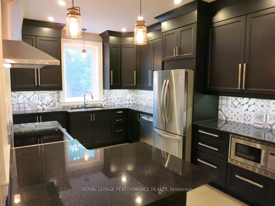 21 Monk Street, #1