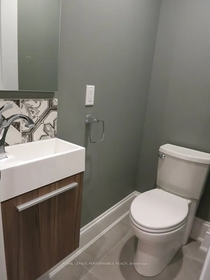 21 Monk Street, #1