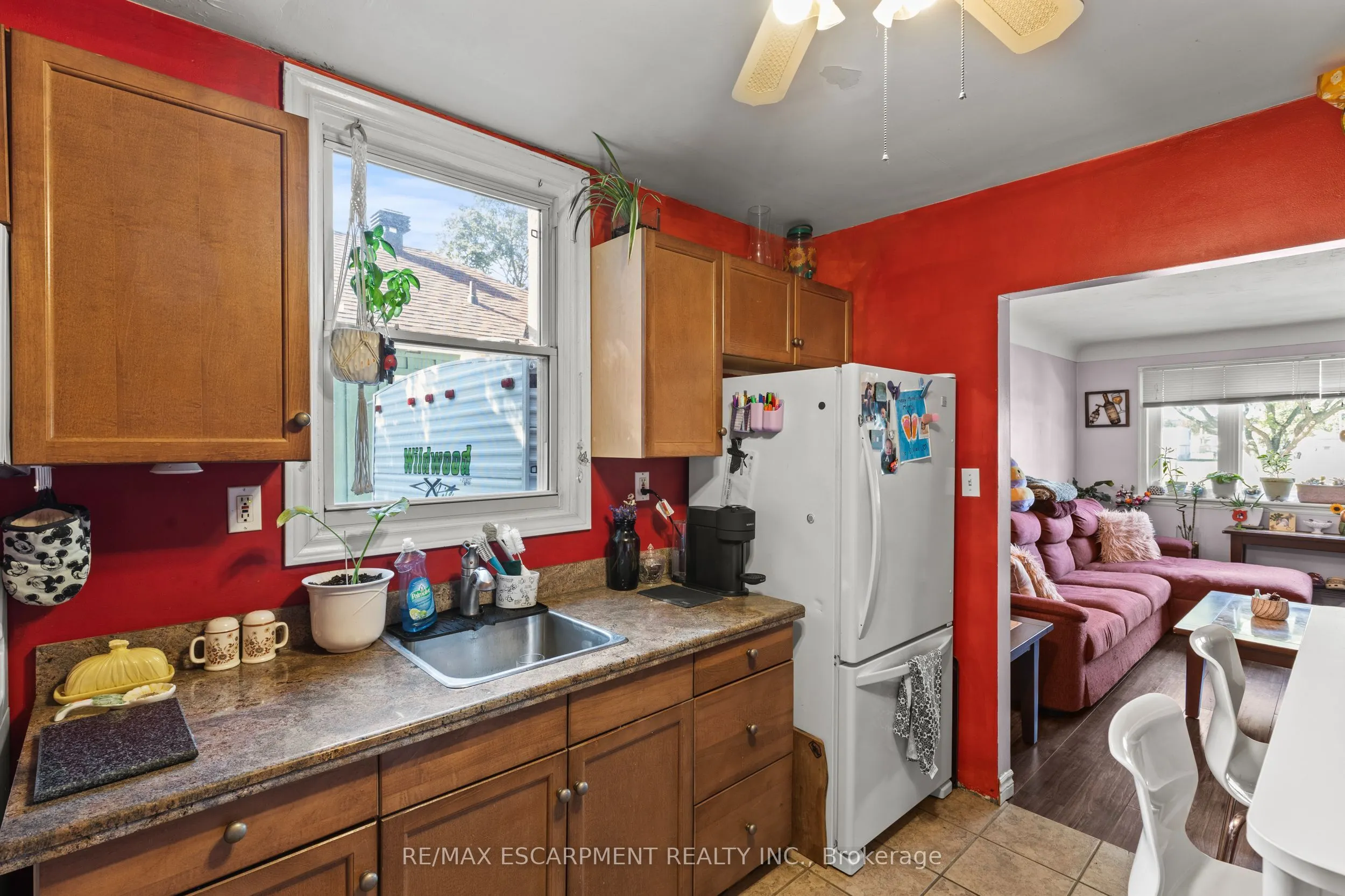 147 Summerhill Avenue