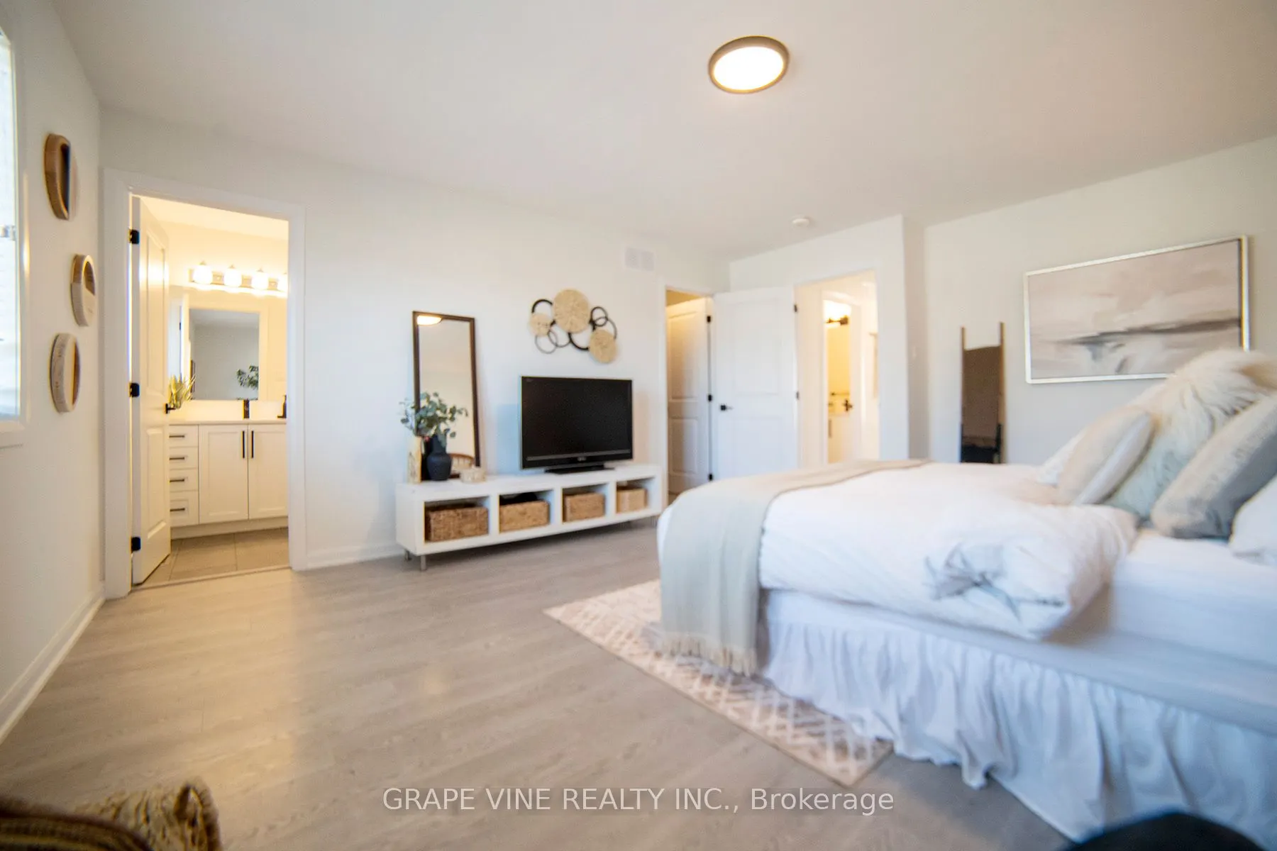 2057 Caltra Crescent