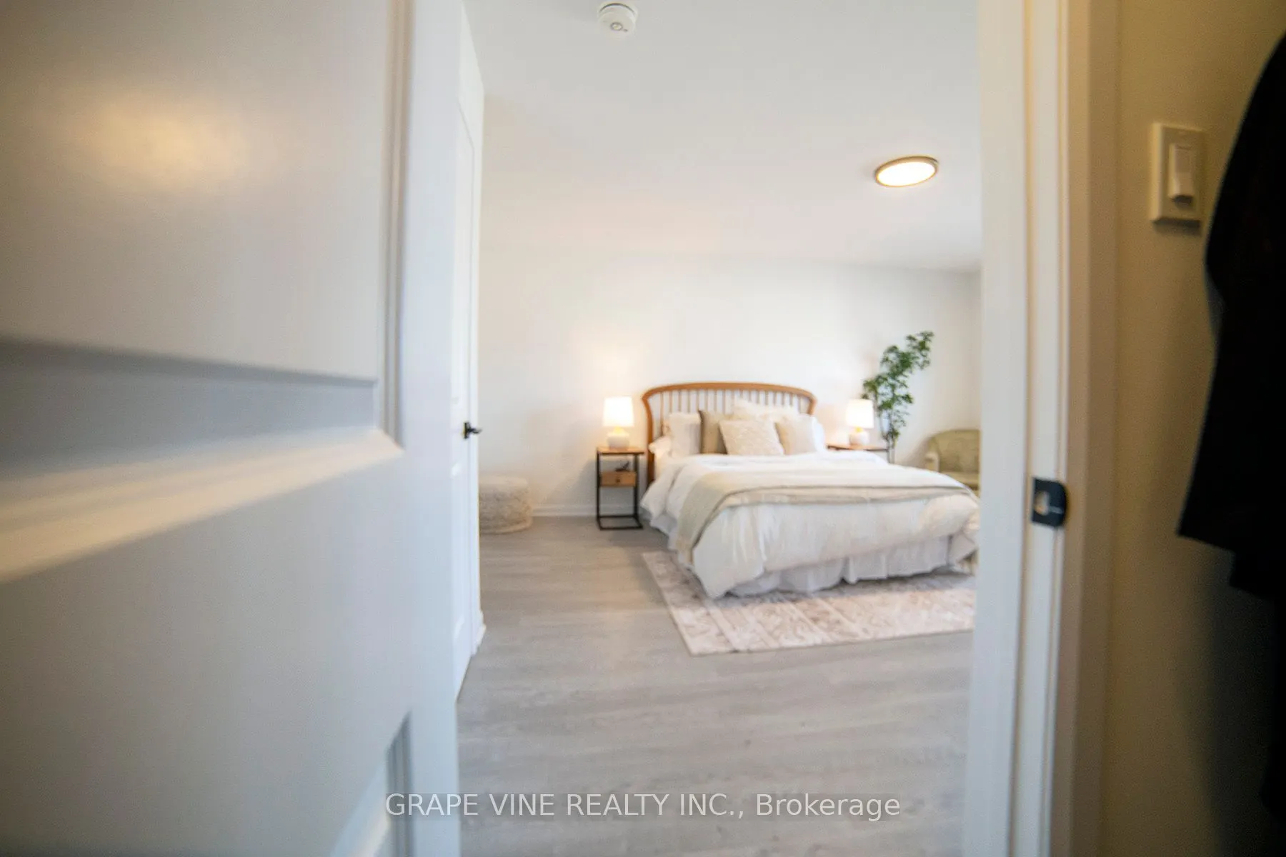 2057 Caltra Crescent