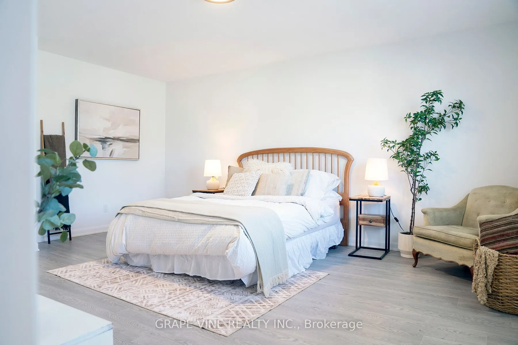 2057 Caltra Crescent
