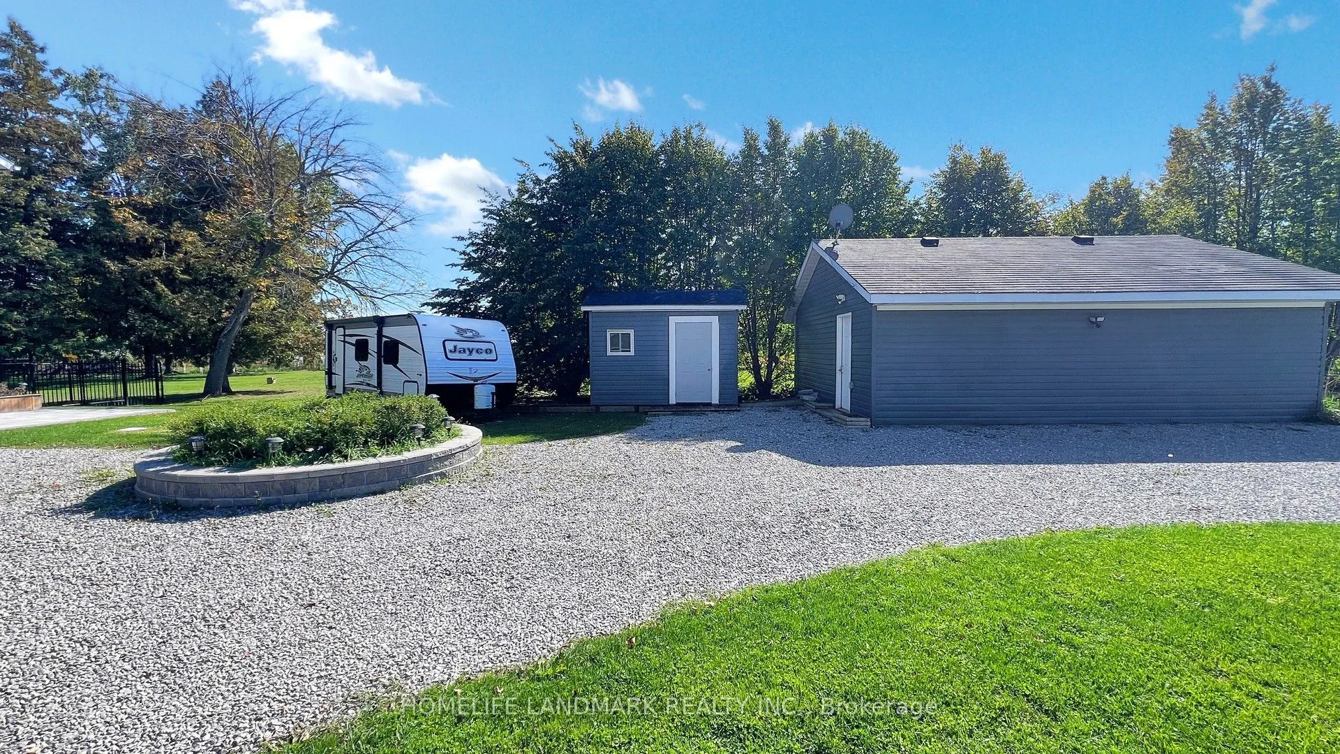 208 Lakeshore Drive