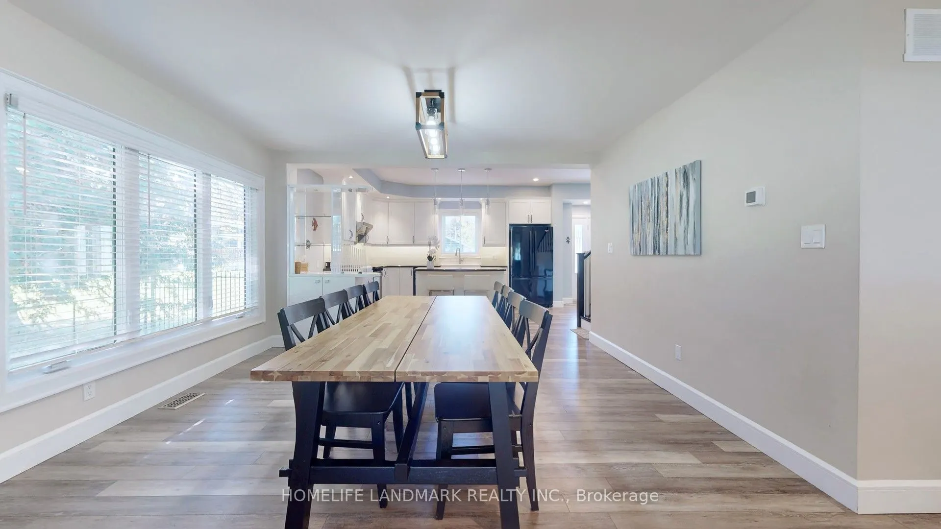 208 Lakeshore Drive