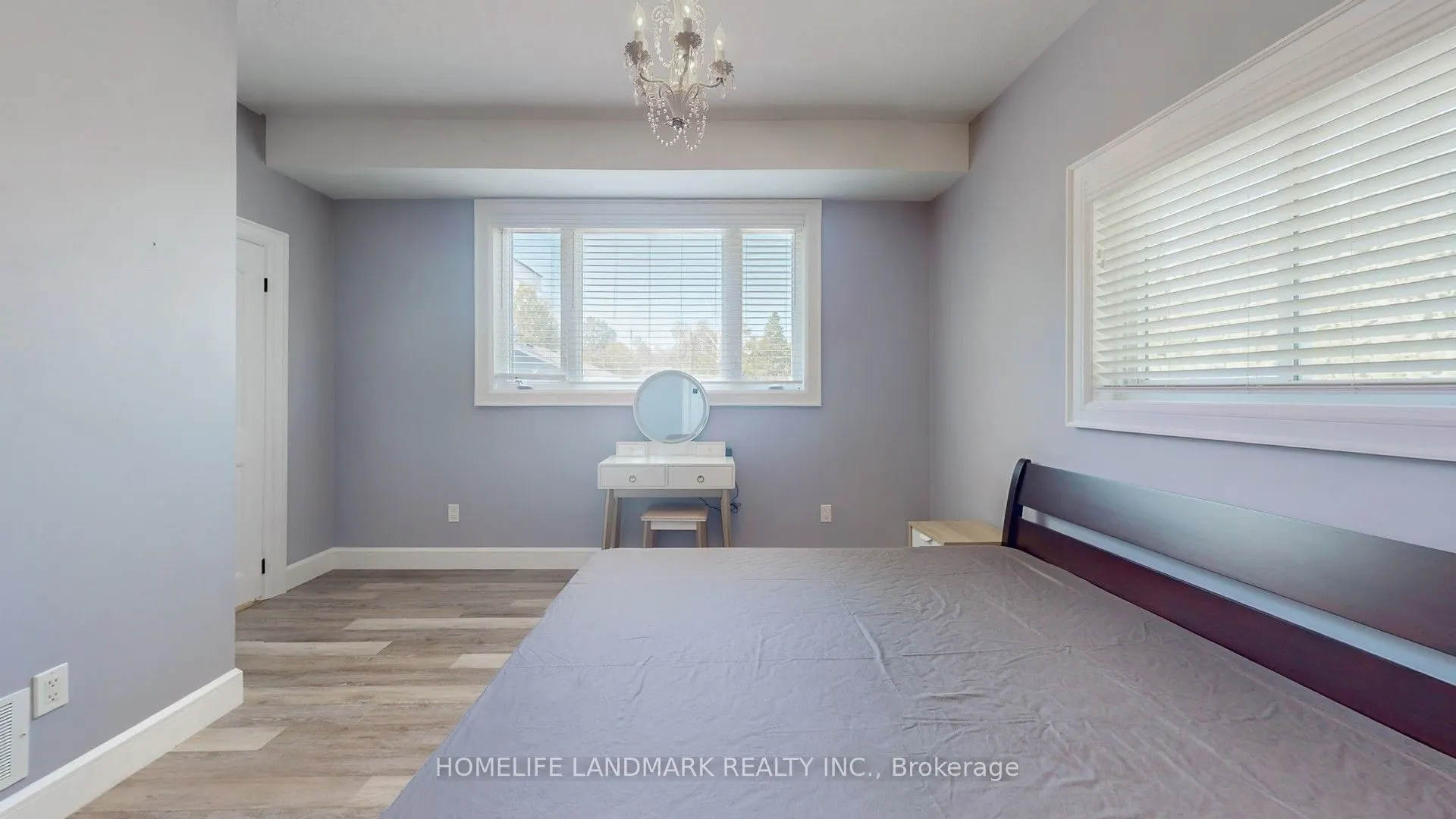 208 Lakeshore Drive