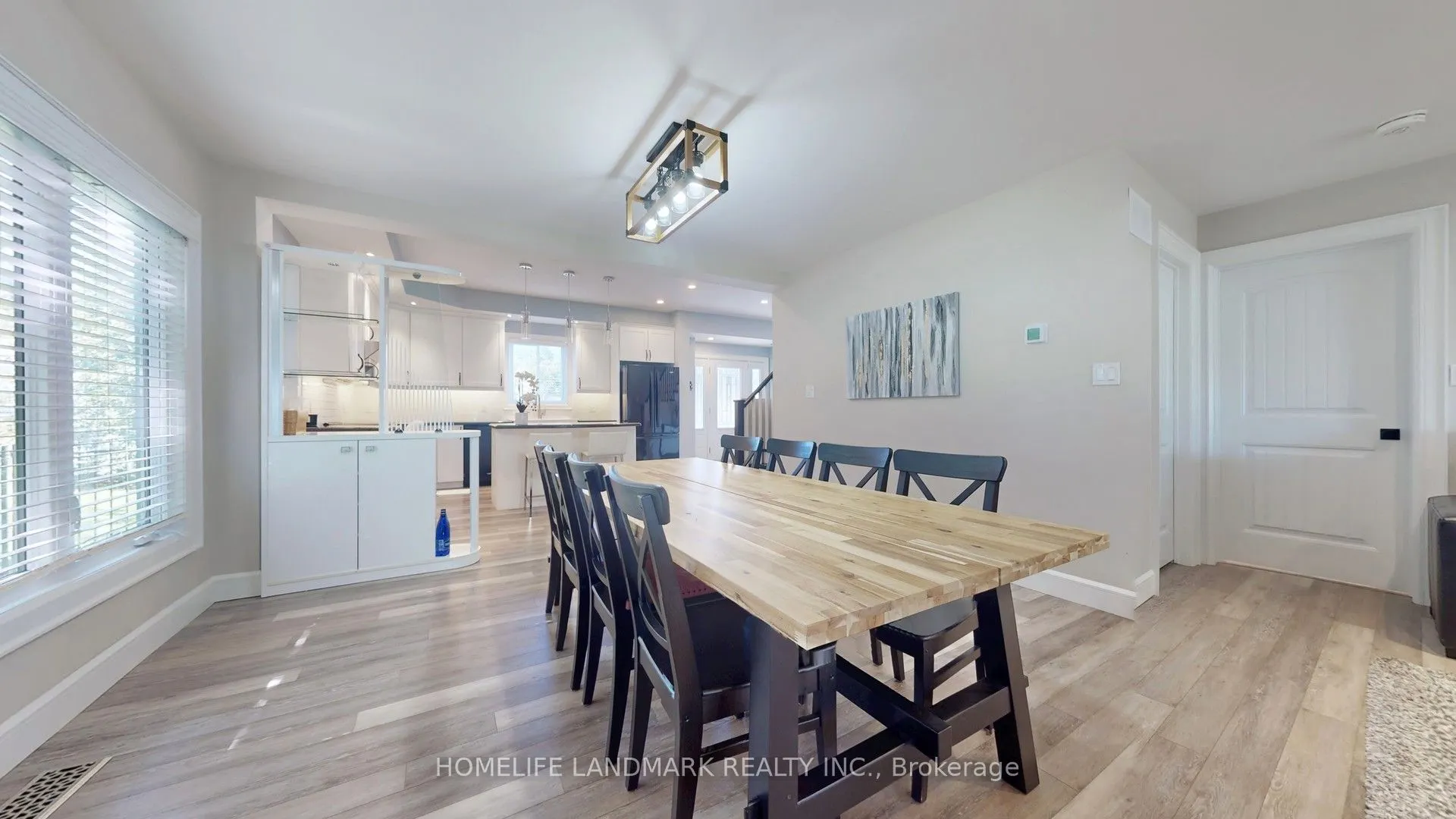 208 Lakeshore Drive