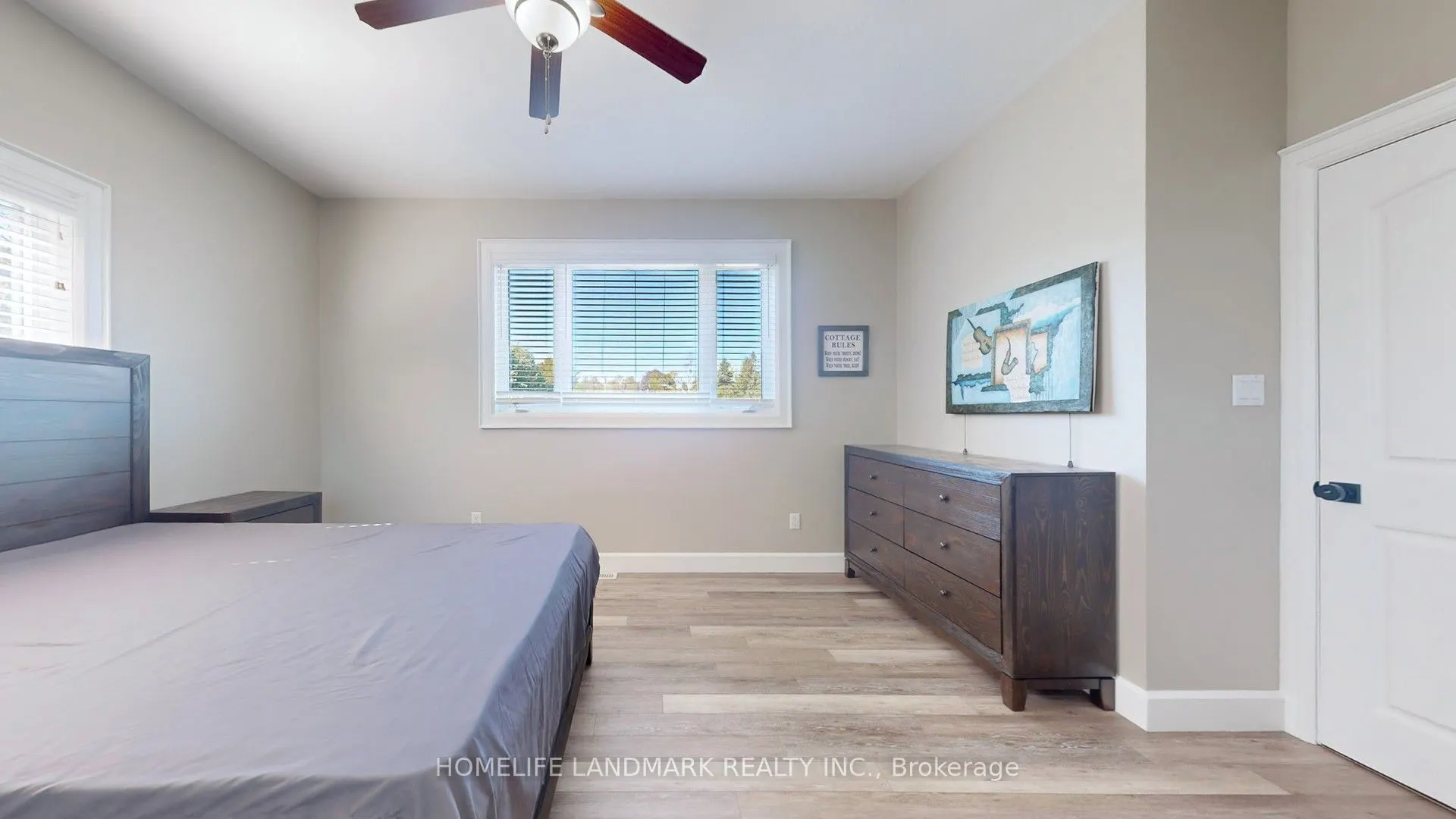 208 Lakeshore Drive