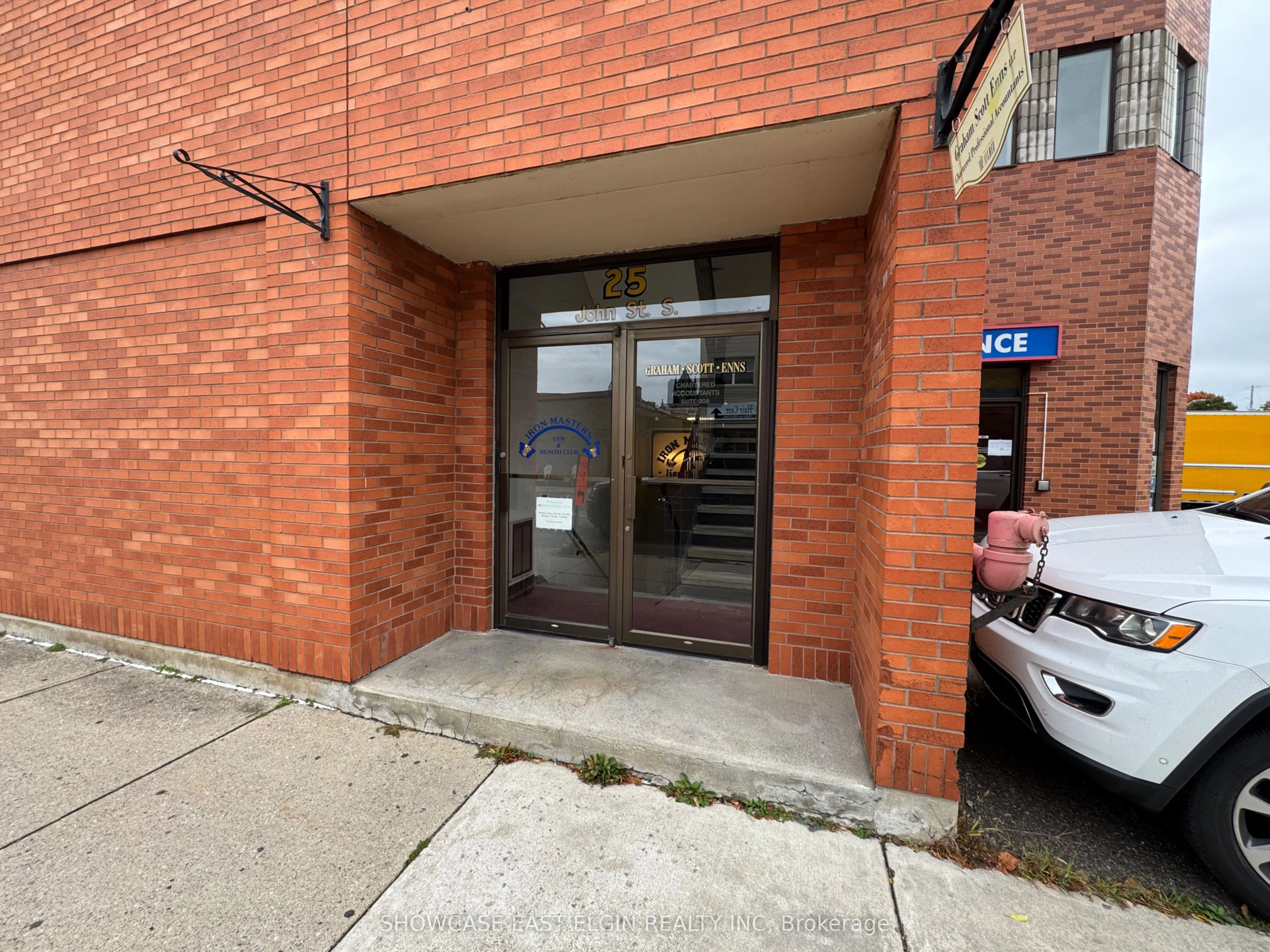 6 Talbot Street E