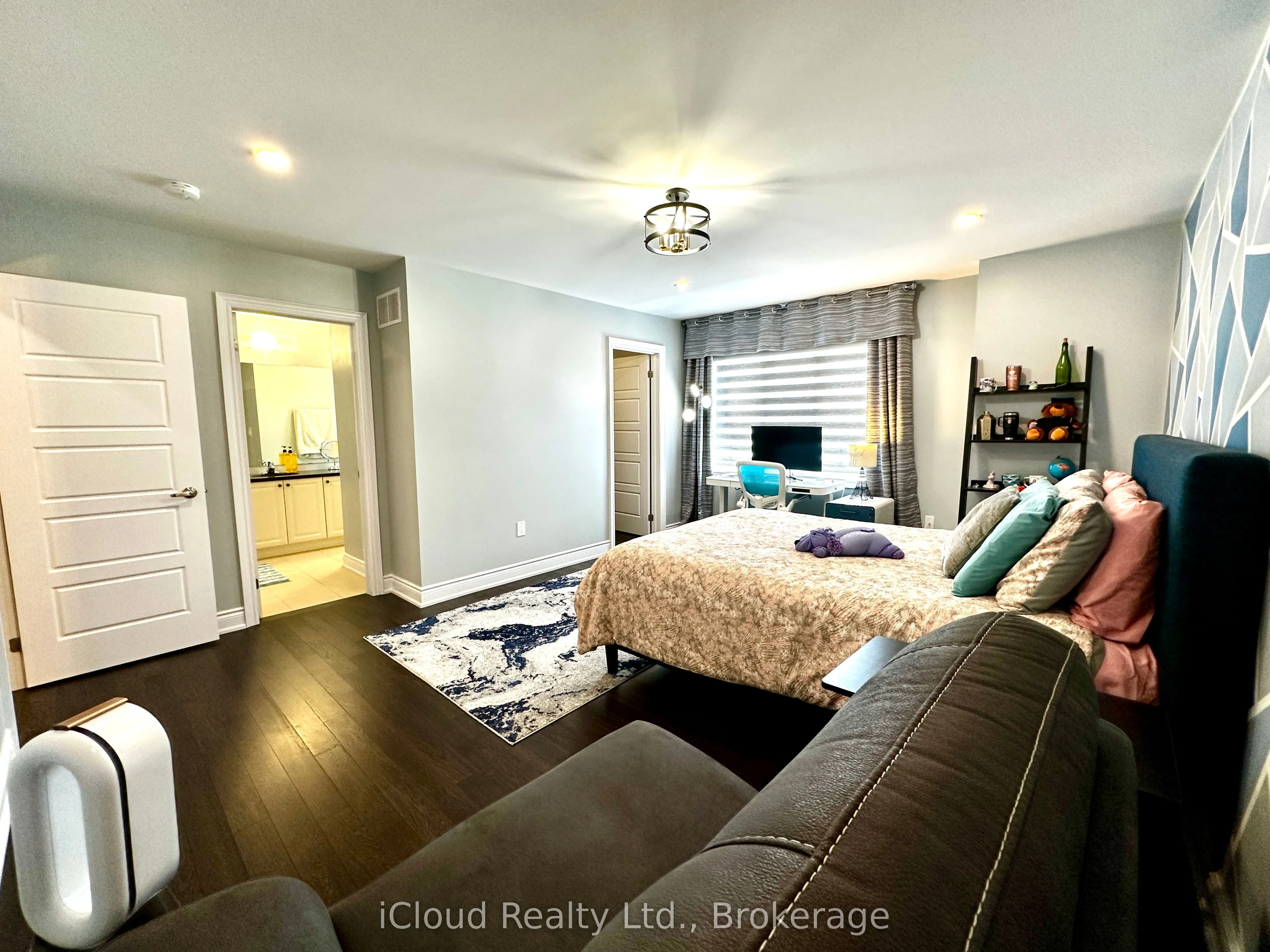 56 Esther Crescent