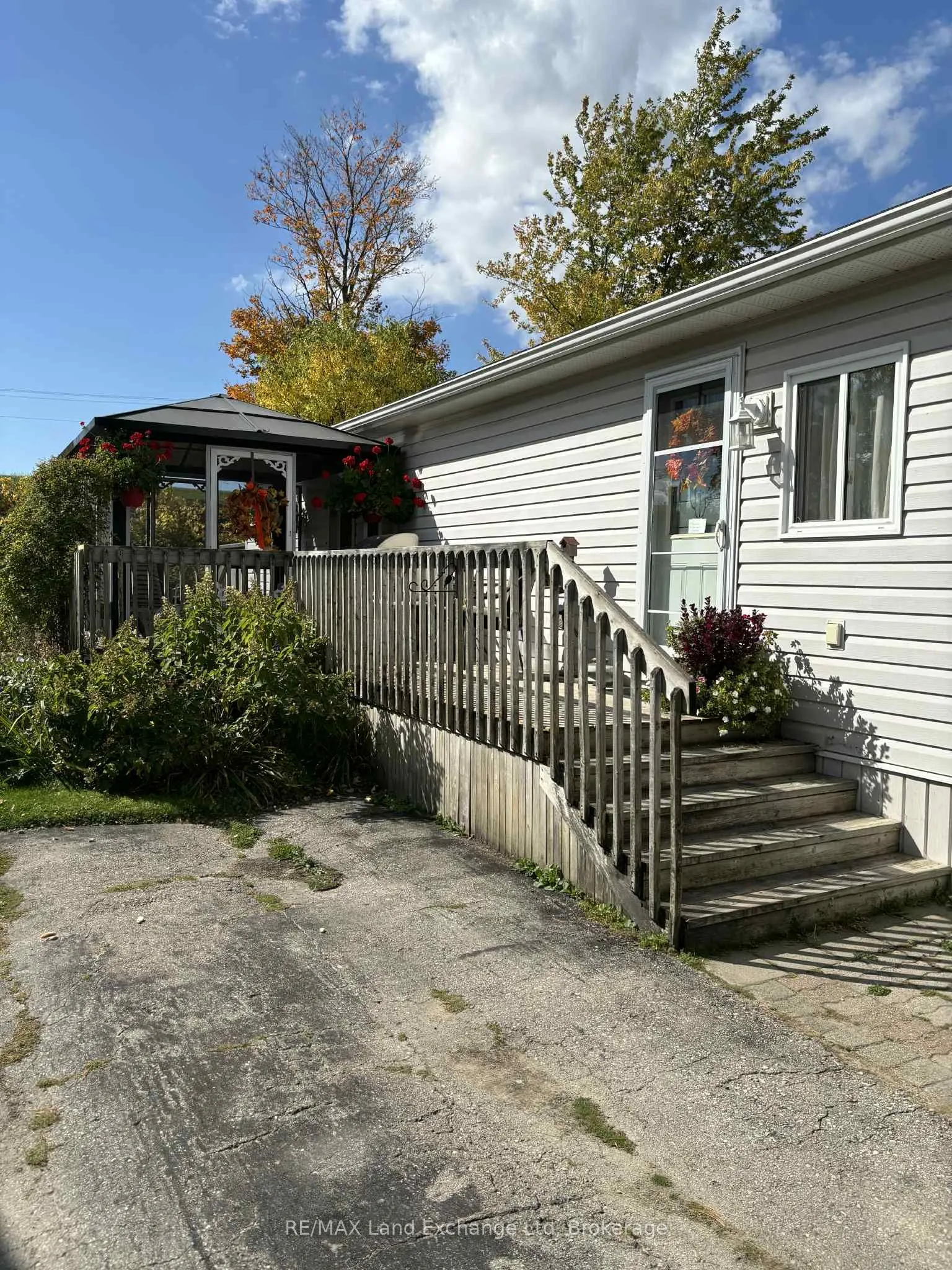 35 Briarwood Crescent
