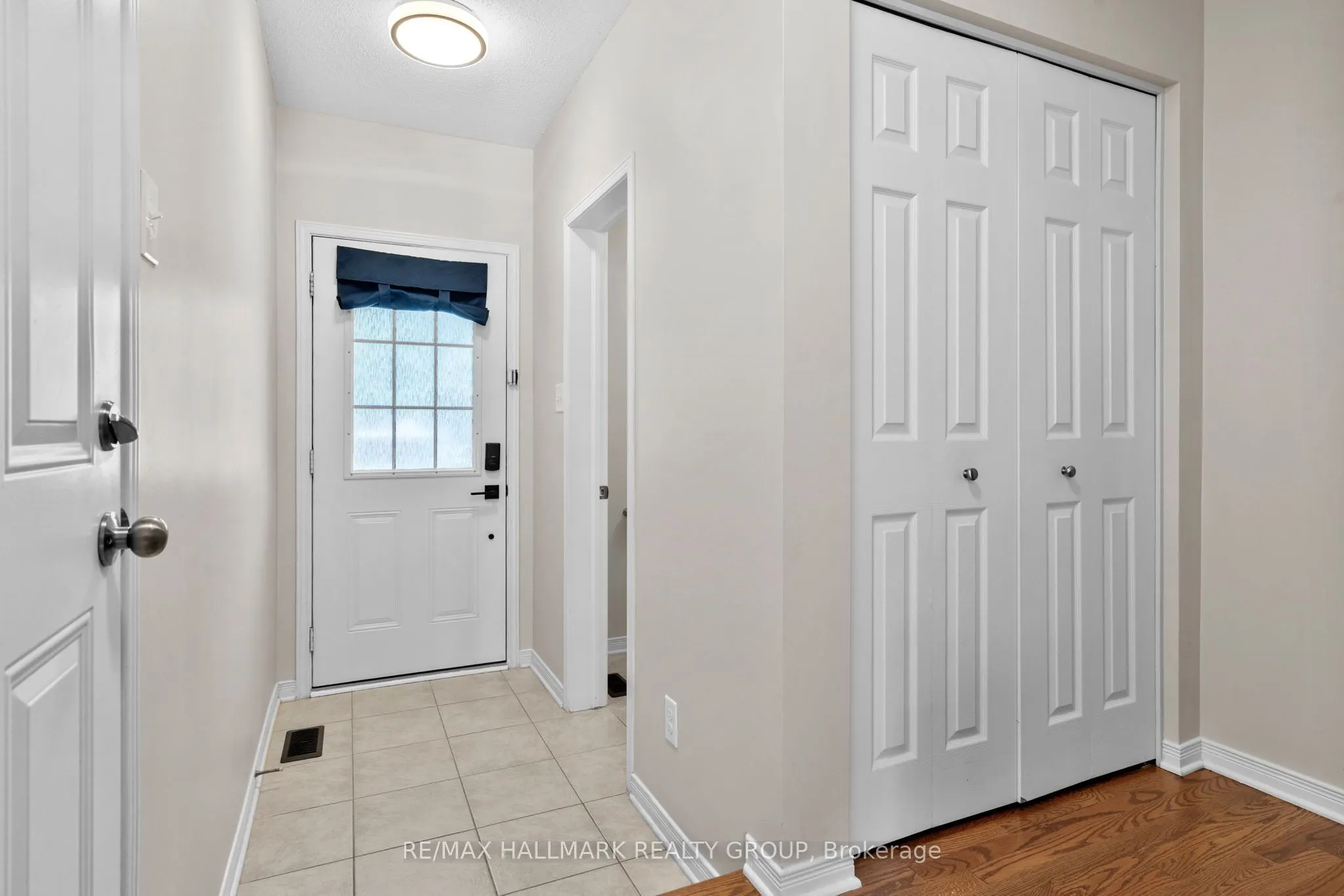 379 Rolling Meadow Crescent