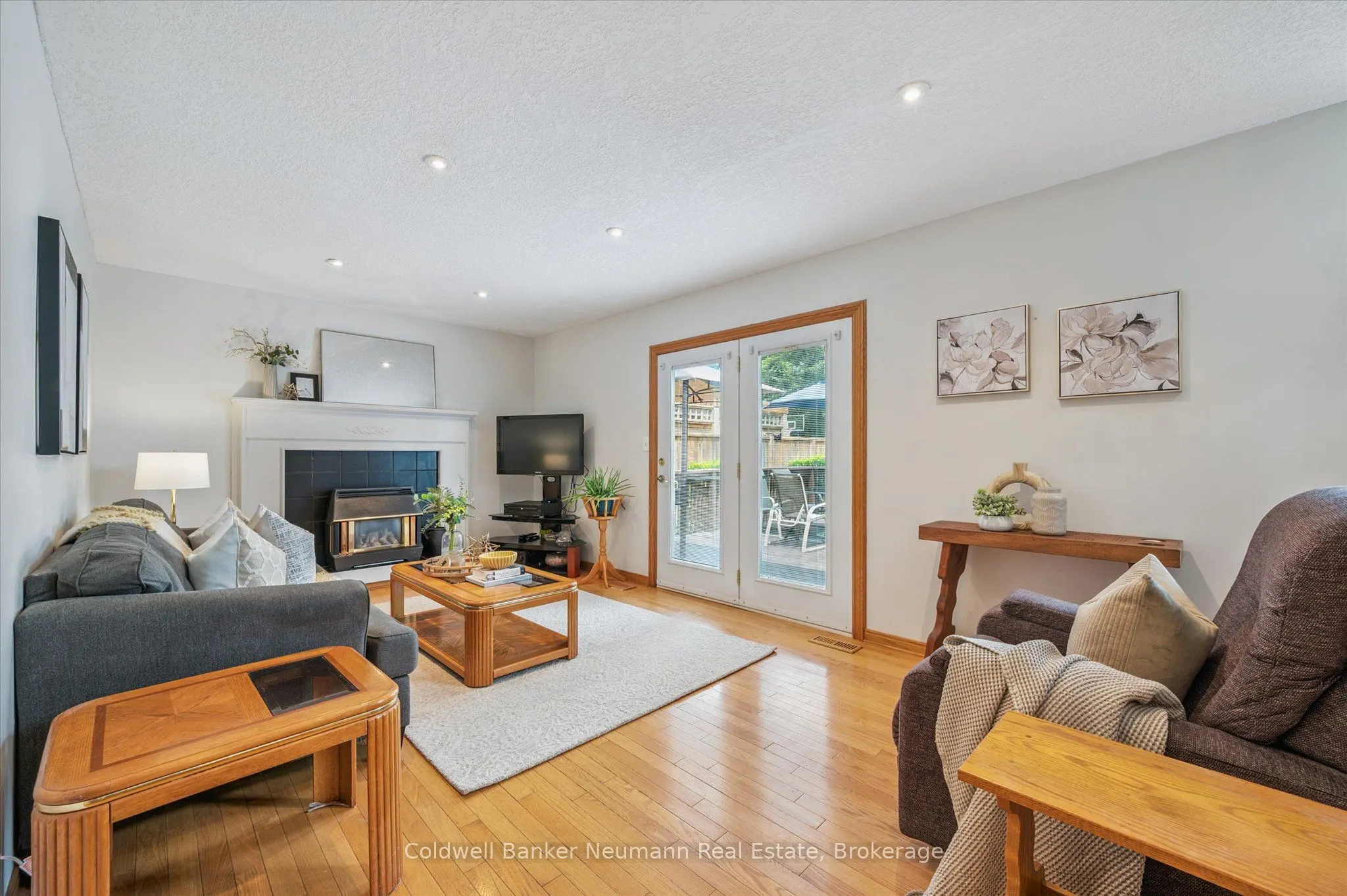 21 Old Colony Trail