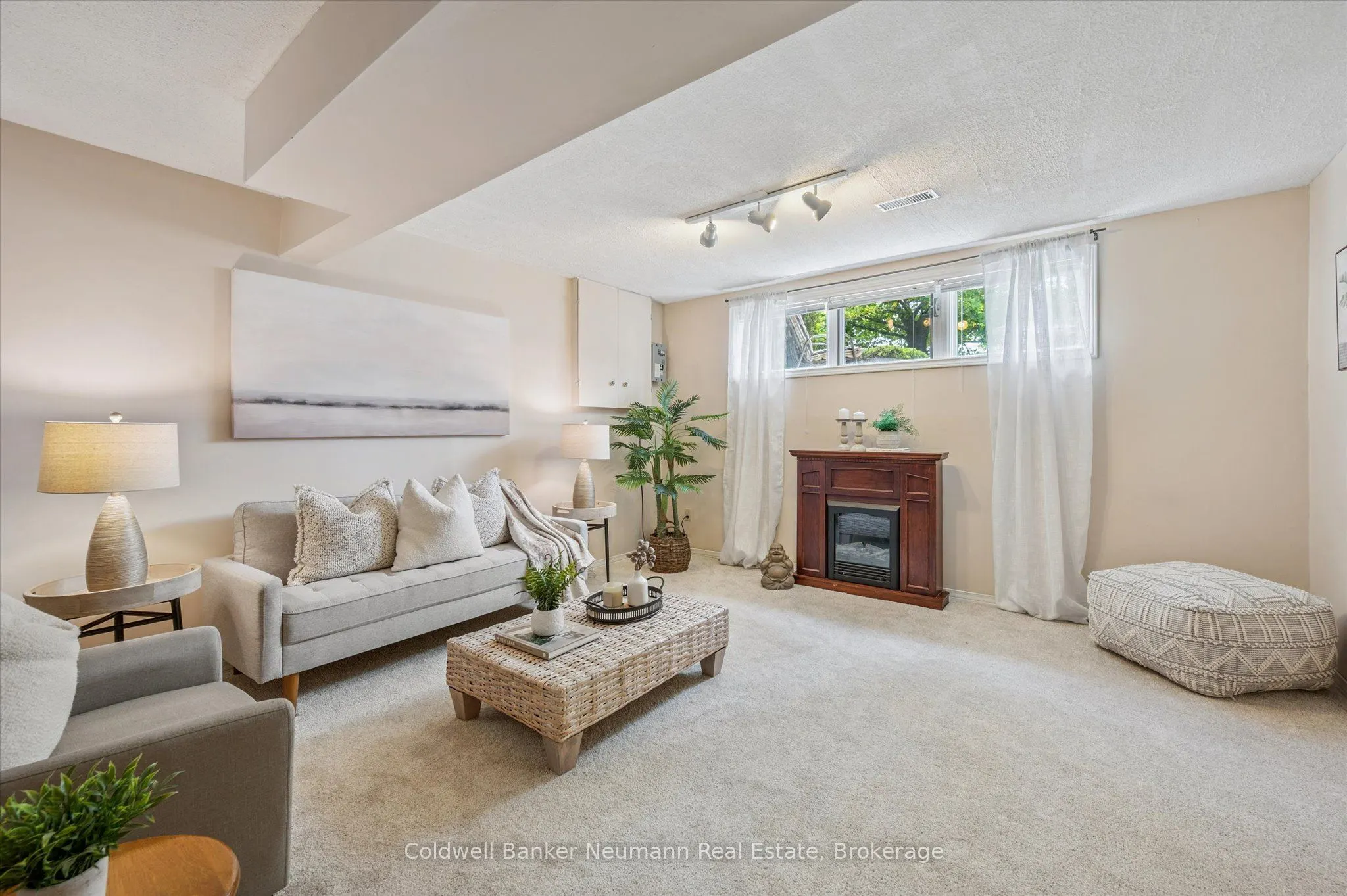 21 Old Colony Trail