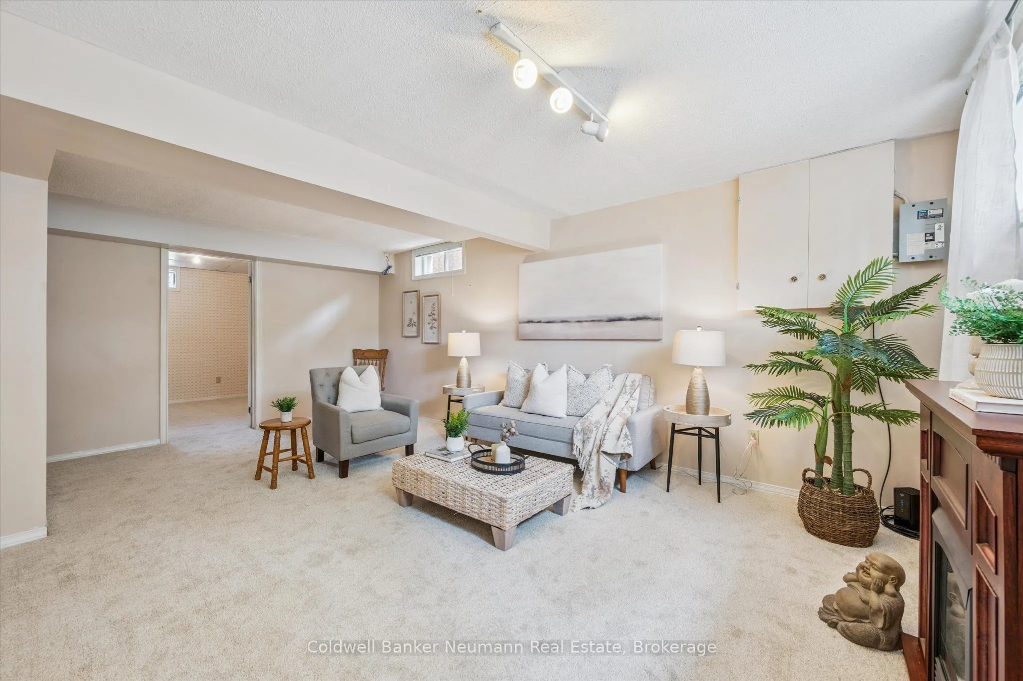 21 Old Colony Trail