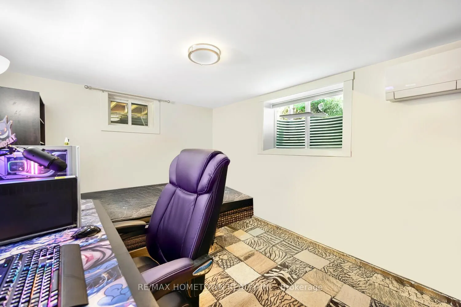 6 Maplewood Circle
