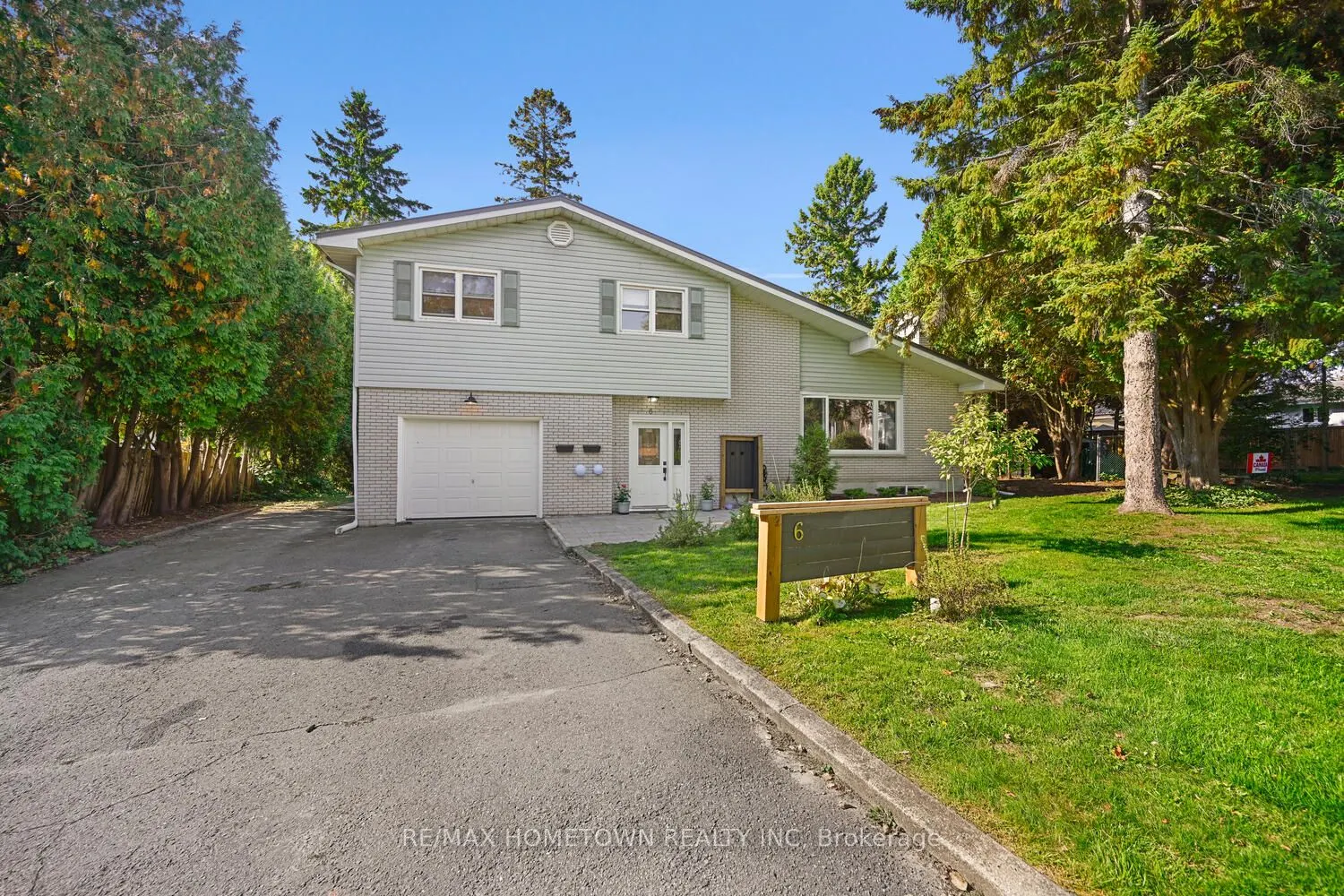 6 Maplewood Circle