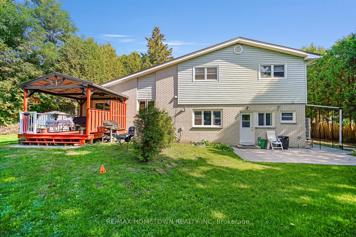 6 Maplewood Circle