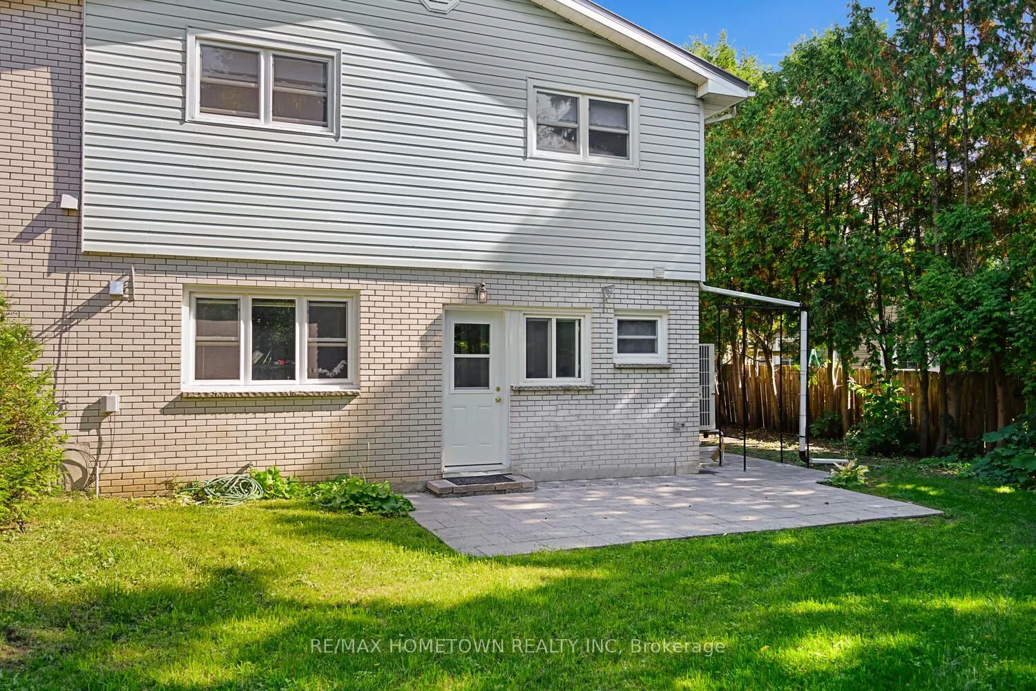 6 Maplewood Circle
