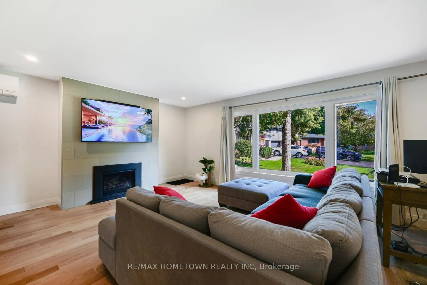 6 Maplewood Circle
