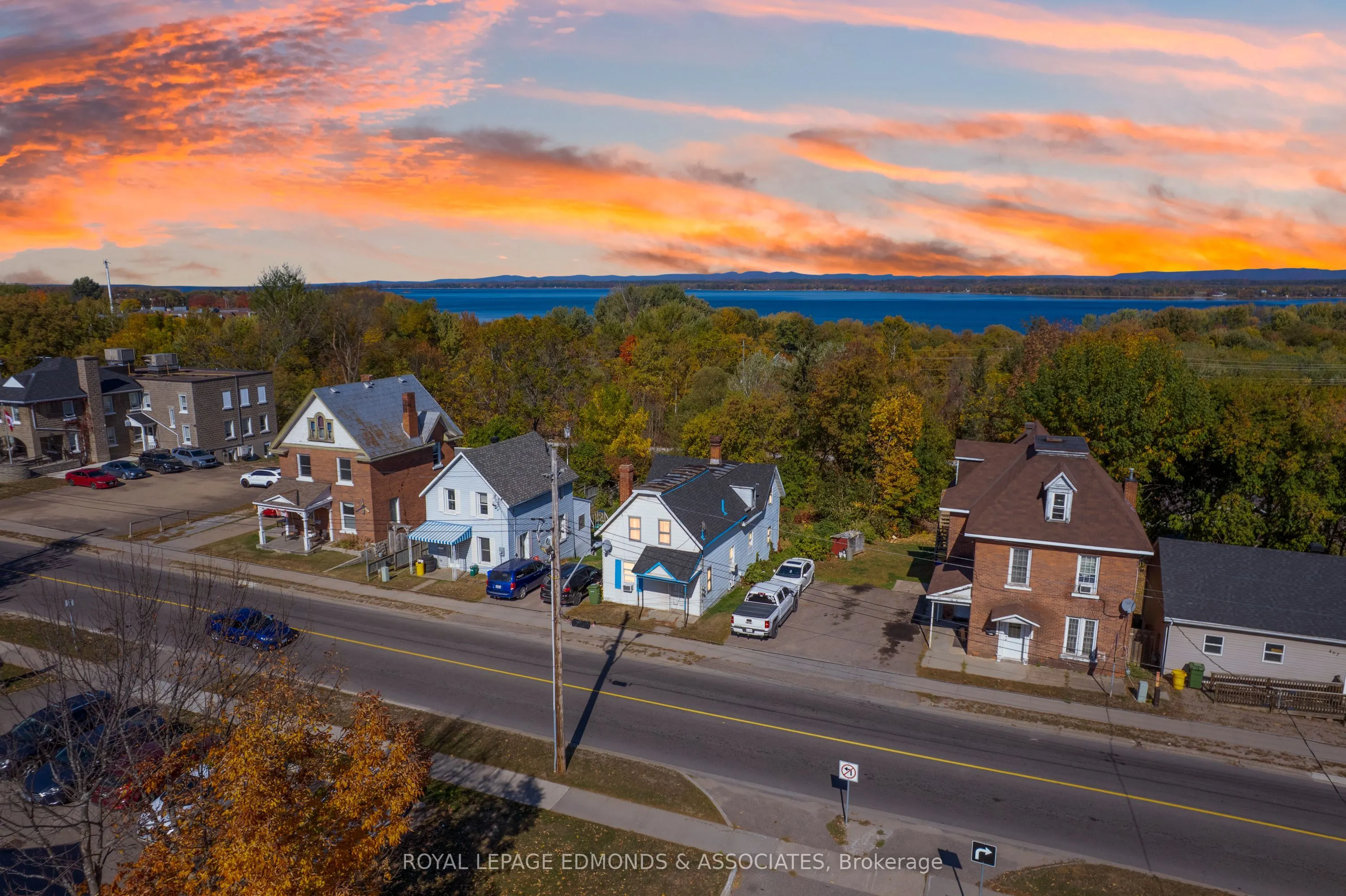 475 Pembroke Street W