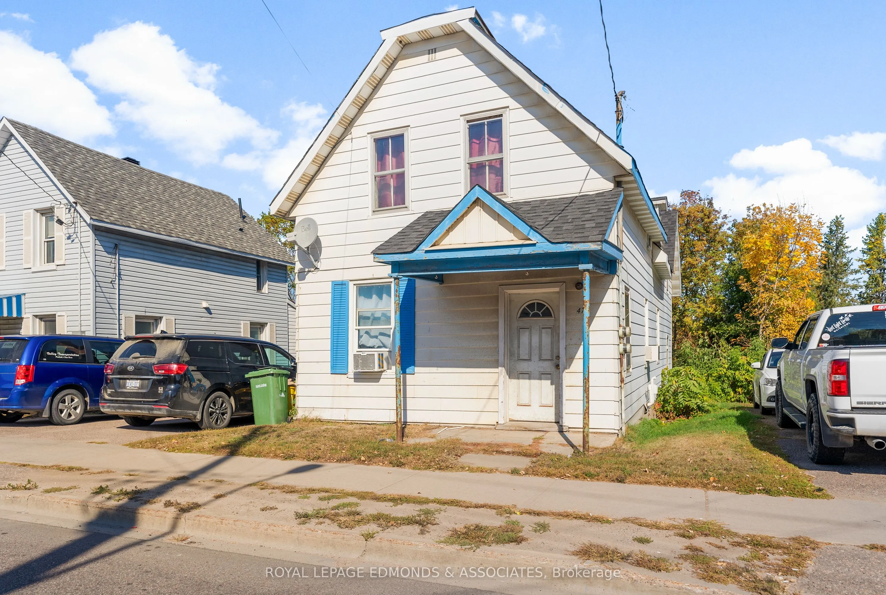 475 Pembroke Street W