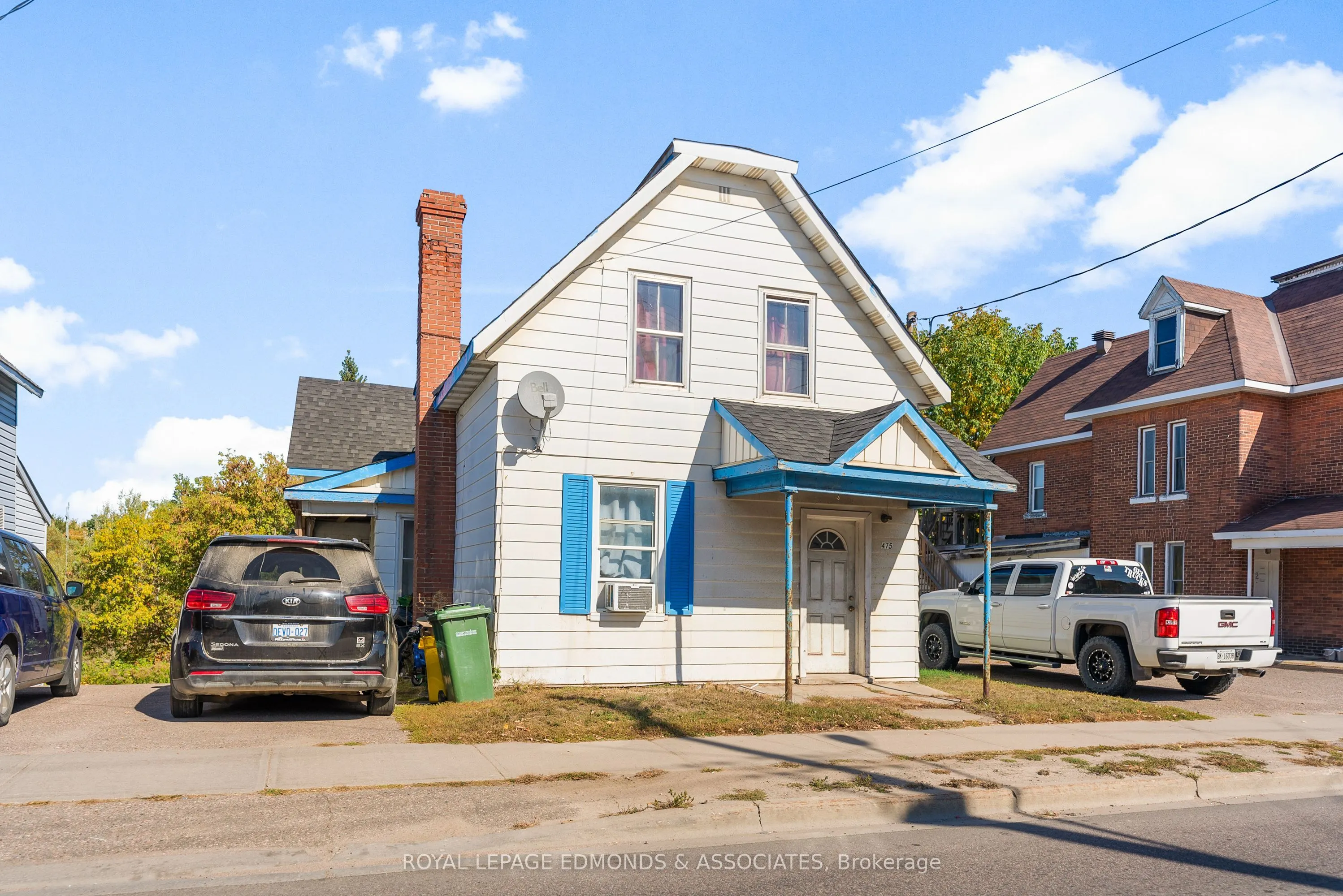 475 Pembroke Street W