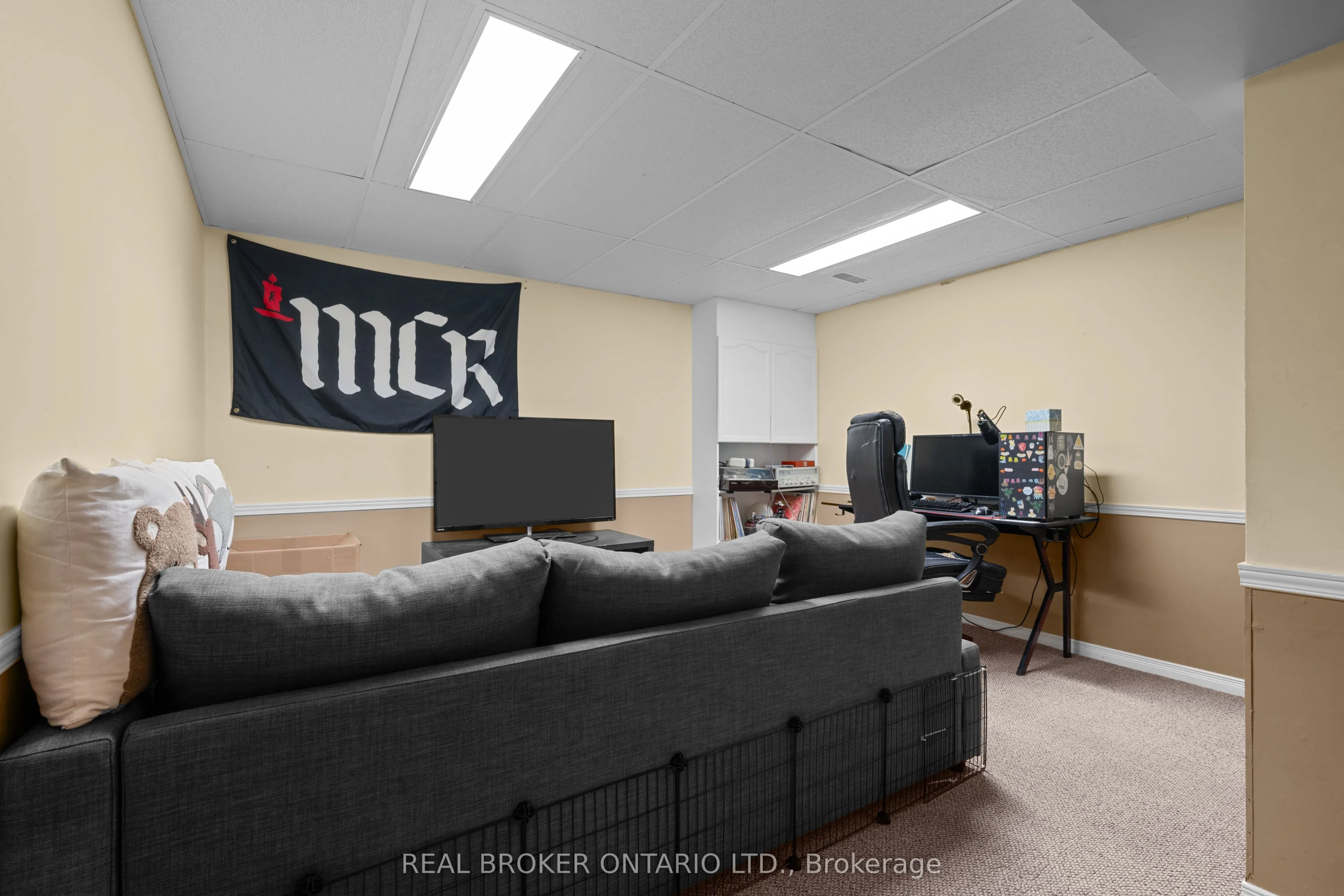 618 Tourelle Drive