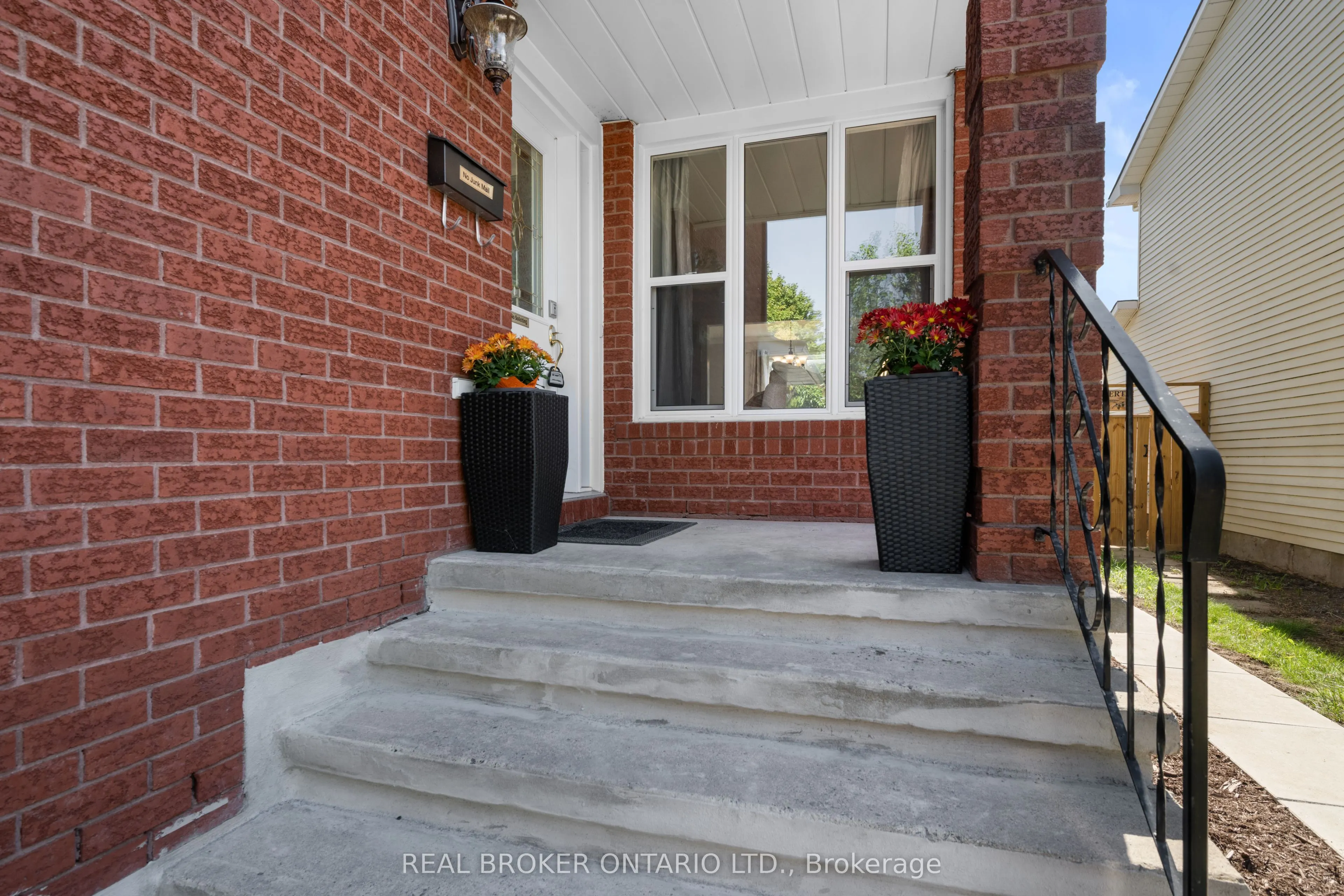618 Tourelle Drive