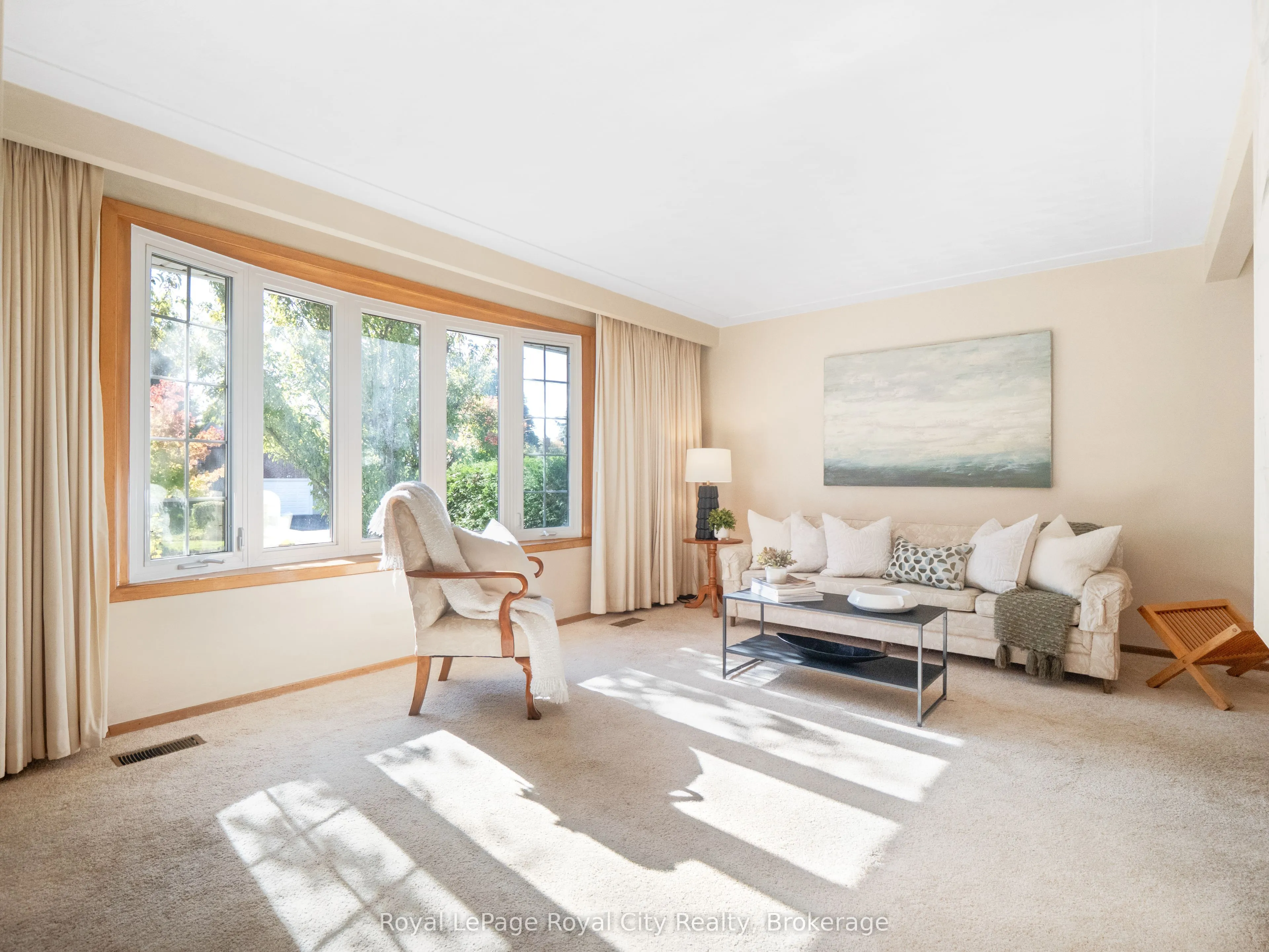 48 Glenbrook Drive