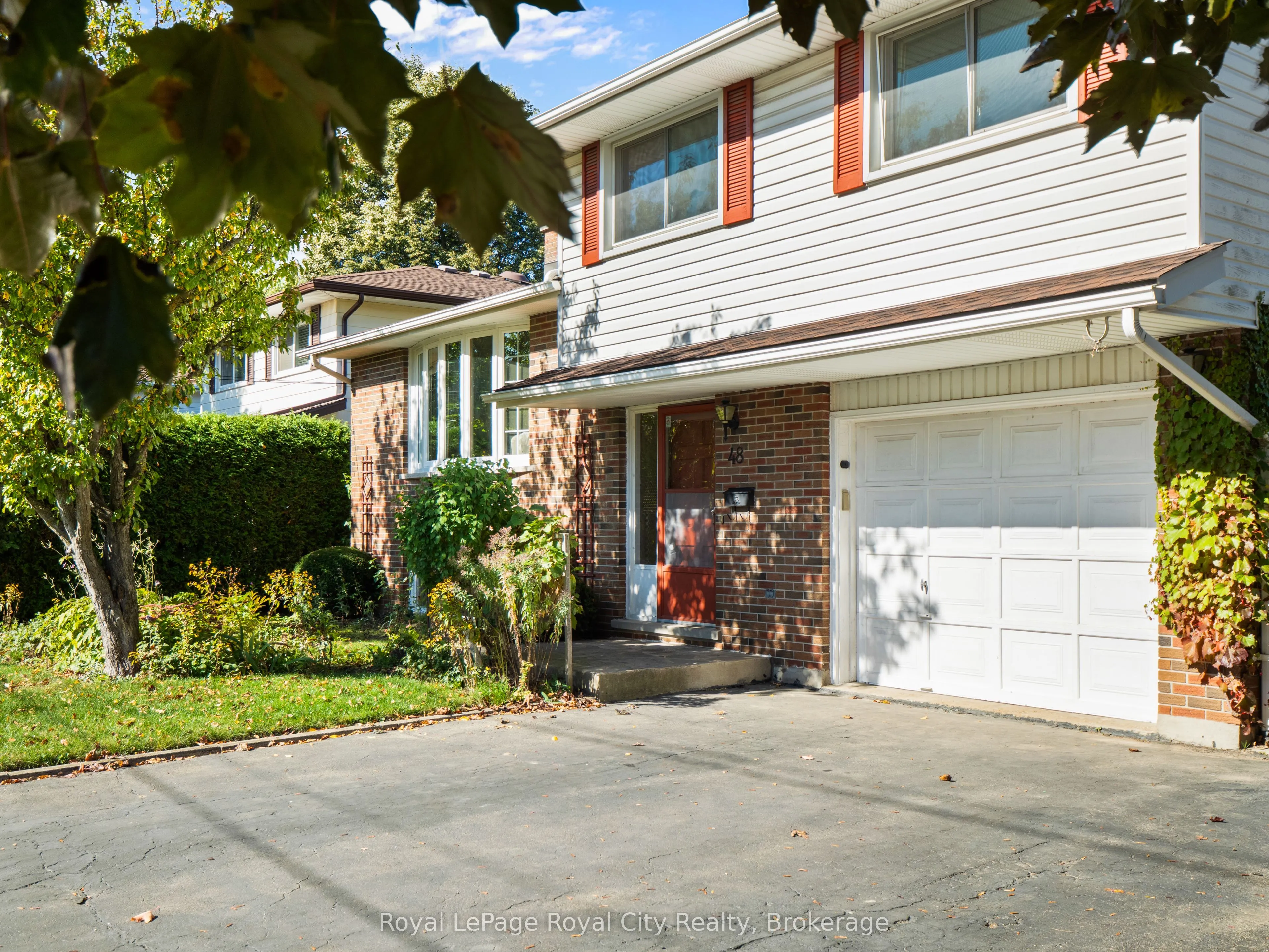 48 Glenbrook Drive