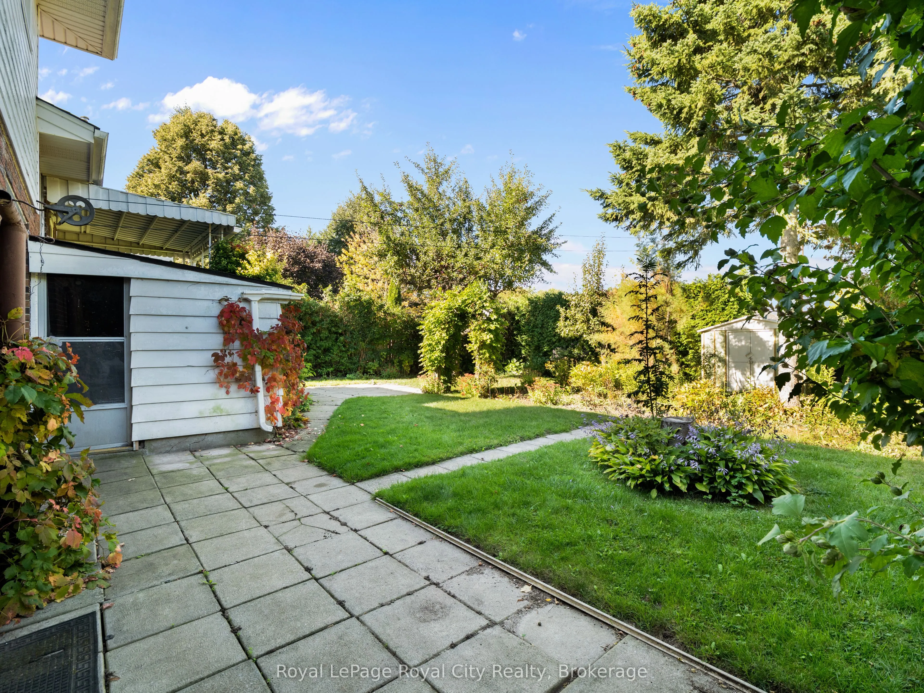 48 Glenbrook Drive
